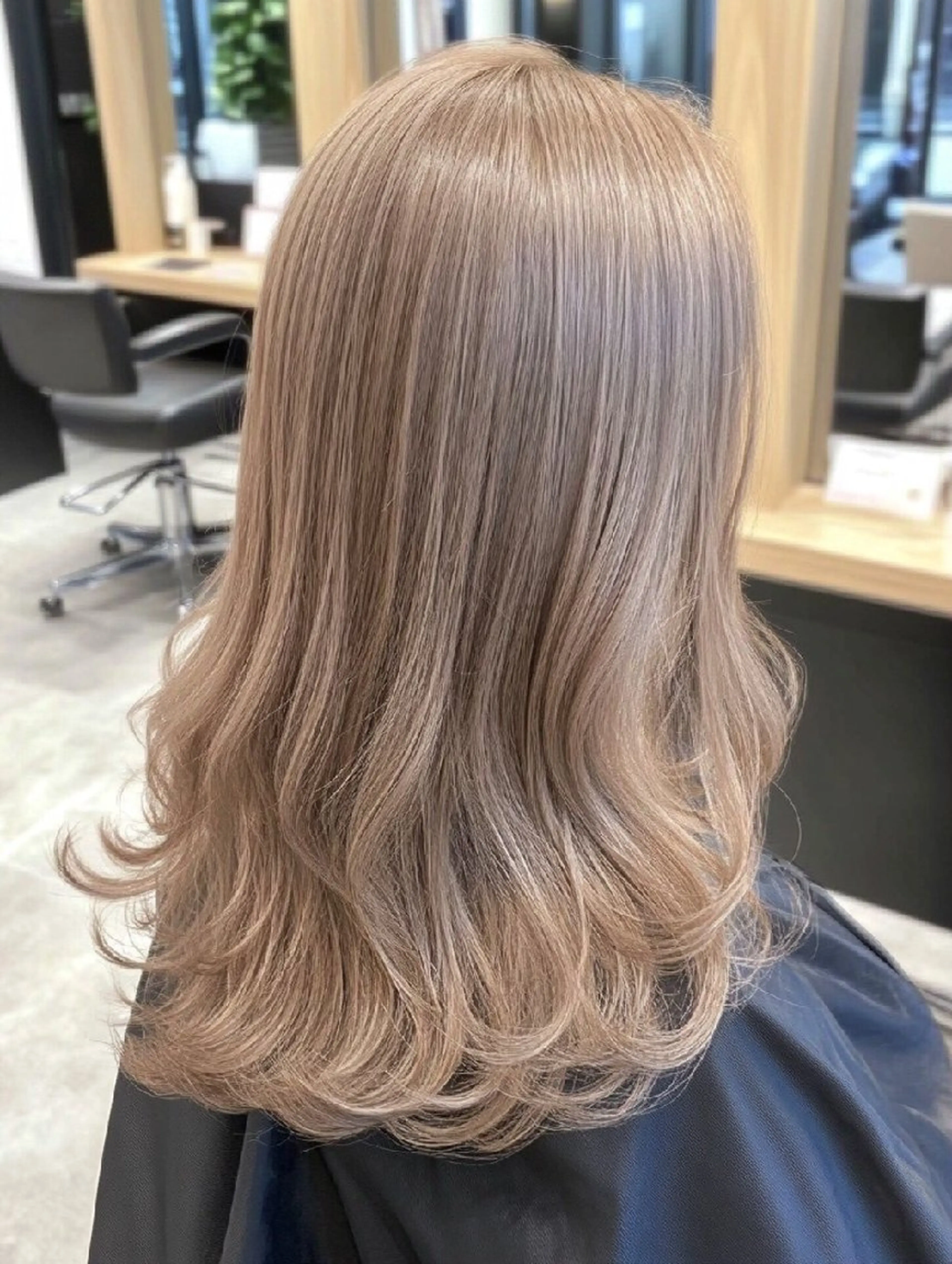 ロング カラー カット ヘアカラー たつや/ハイトーン/ バレイヤージュ/寒色のヘアスタイル