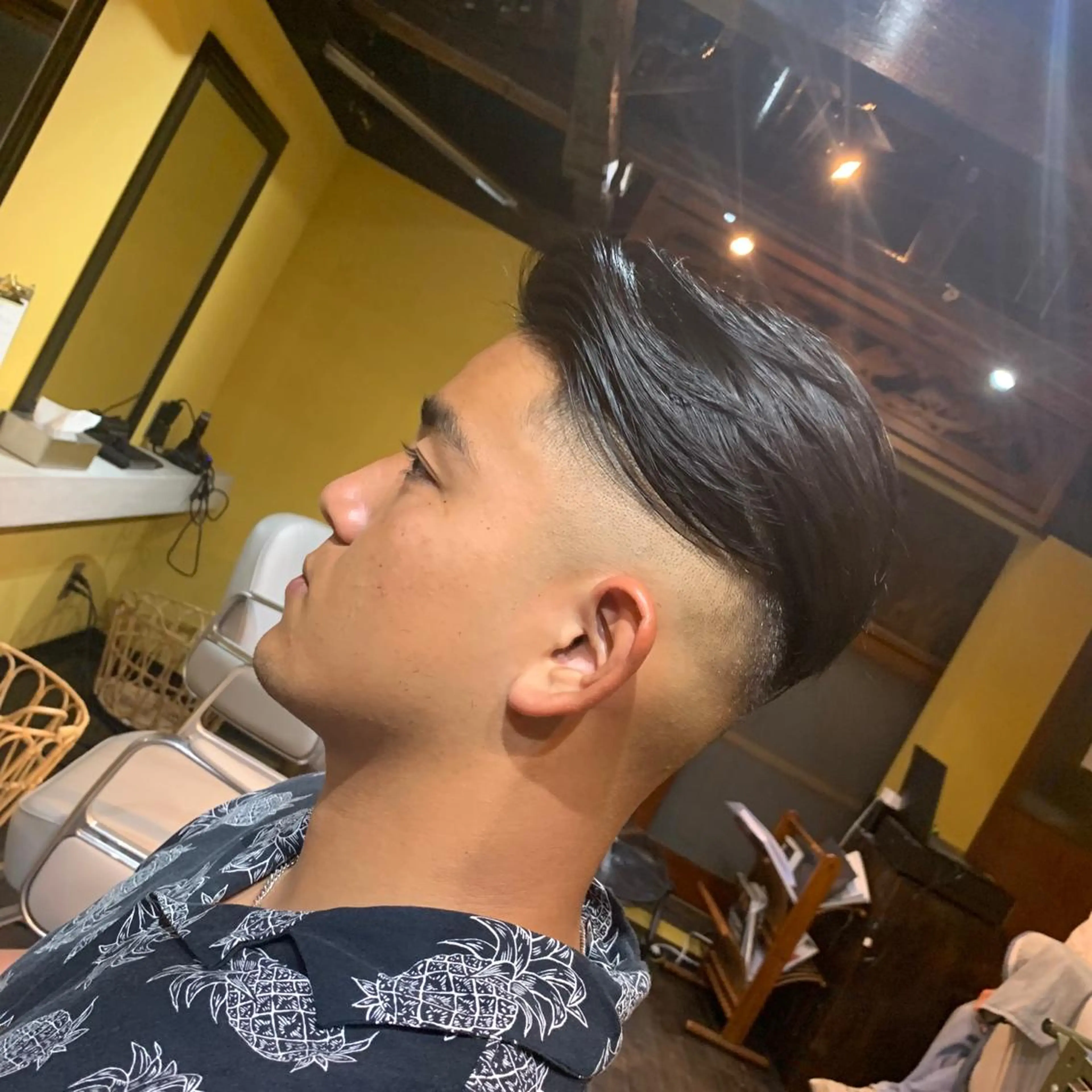 ショート メンズ フェードカット 七三 スキンフェード メンズカット/パーマ 福島区SOSOのヘアスタイル