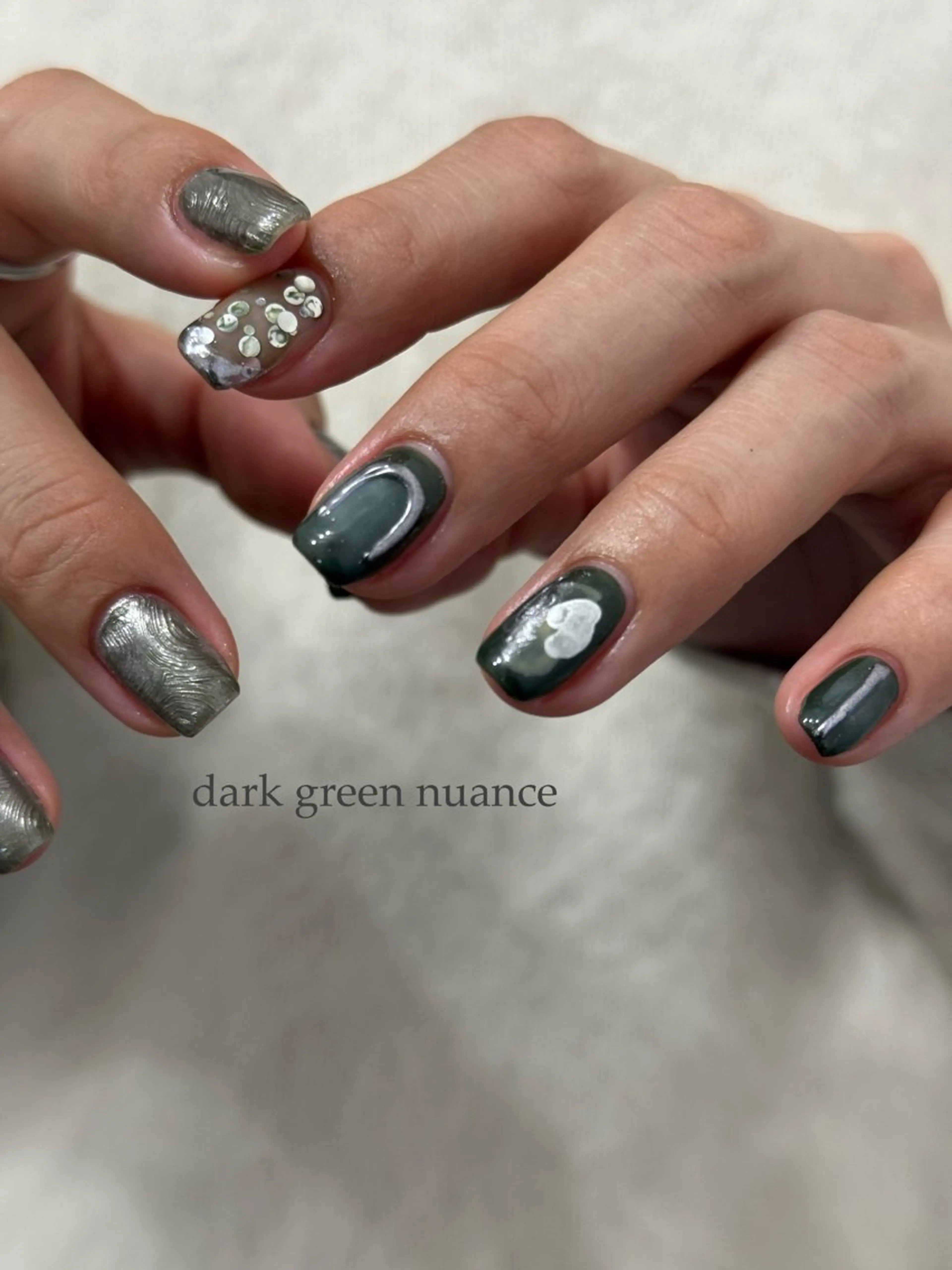 ネイル ハンドネイル フットネイル kiii.__ ✴︎*のネイルデザイン