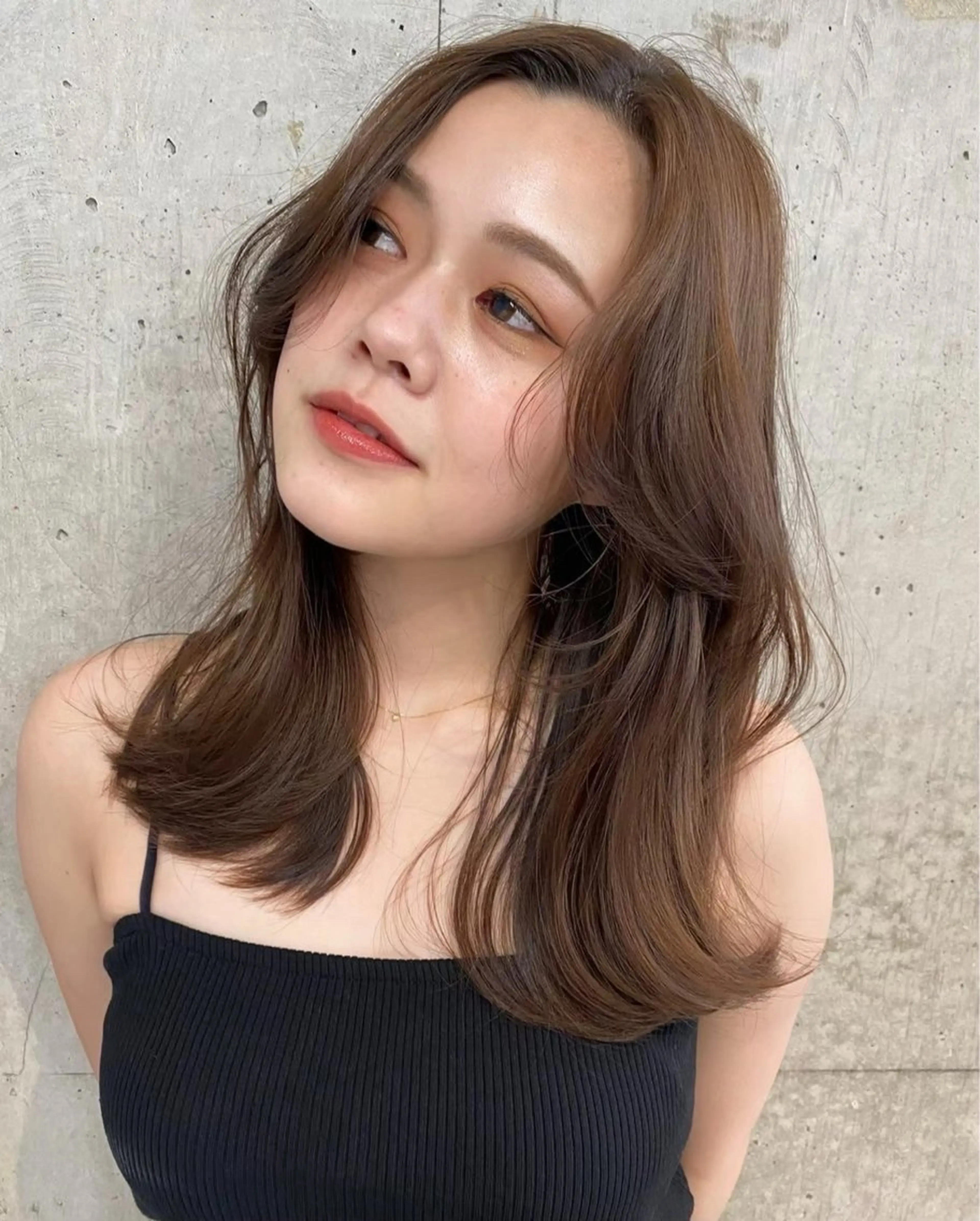 ミディアム 森 乃愛のヘアスタイル
