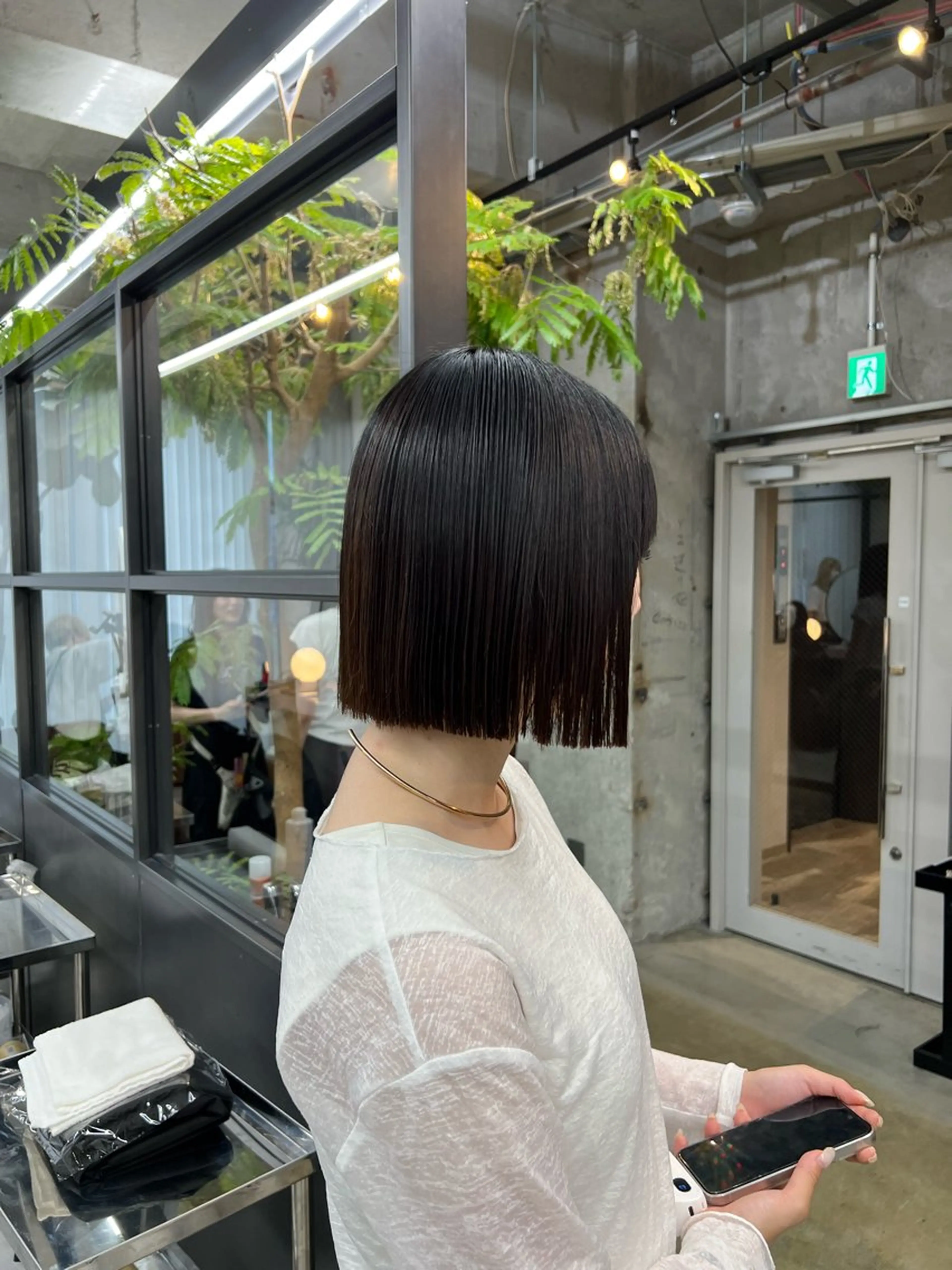 ミディアム カット 縮毛矯正 era所属・azumi/ボブ/暖 色/オリーブ/縮毛のヘアスタイル