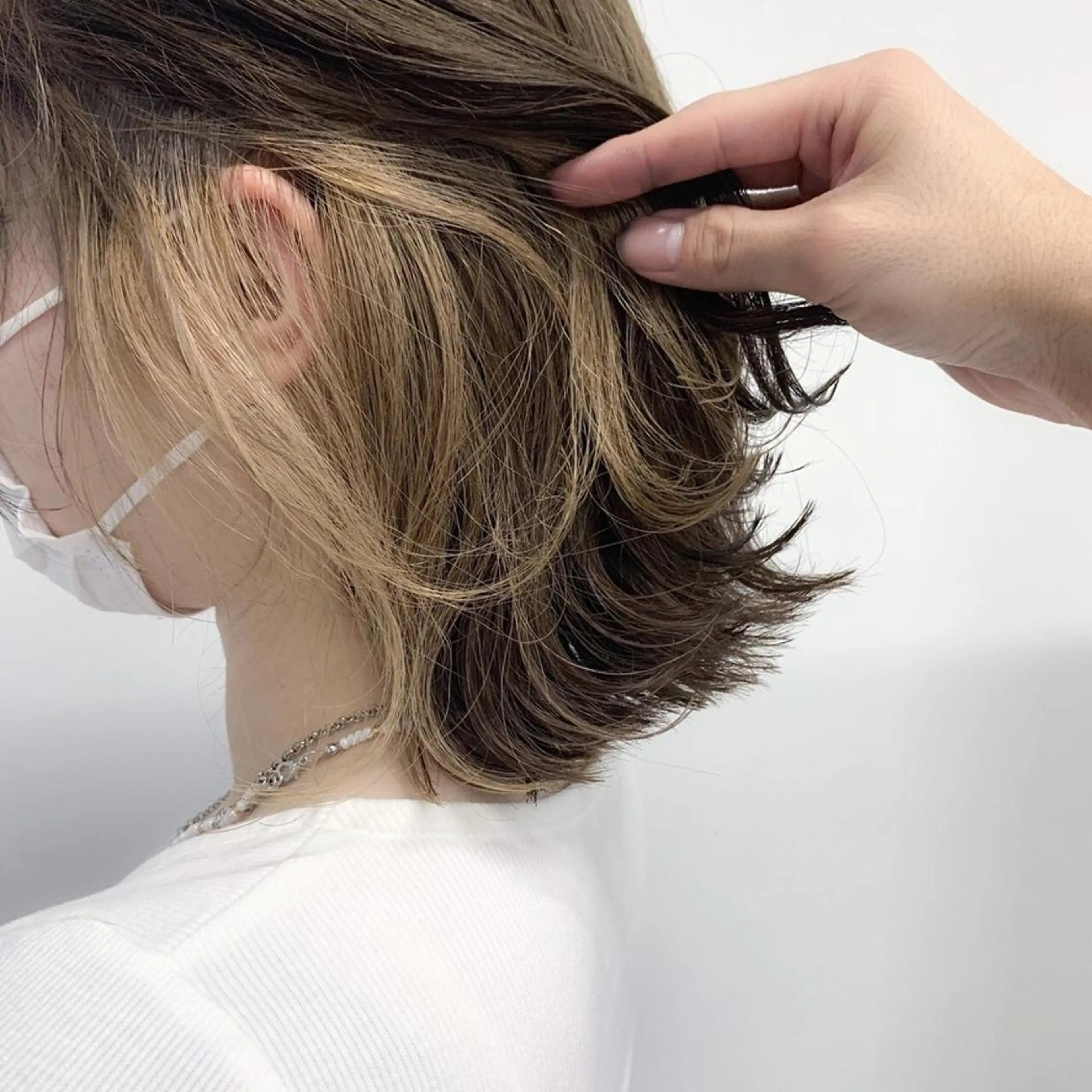 💛初回限定クーポン💛ポイントブリーチ1回(インナーカラー/イヤリングカラー)＋全体カラー＋炭酸Spa＋トリートメントの写真