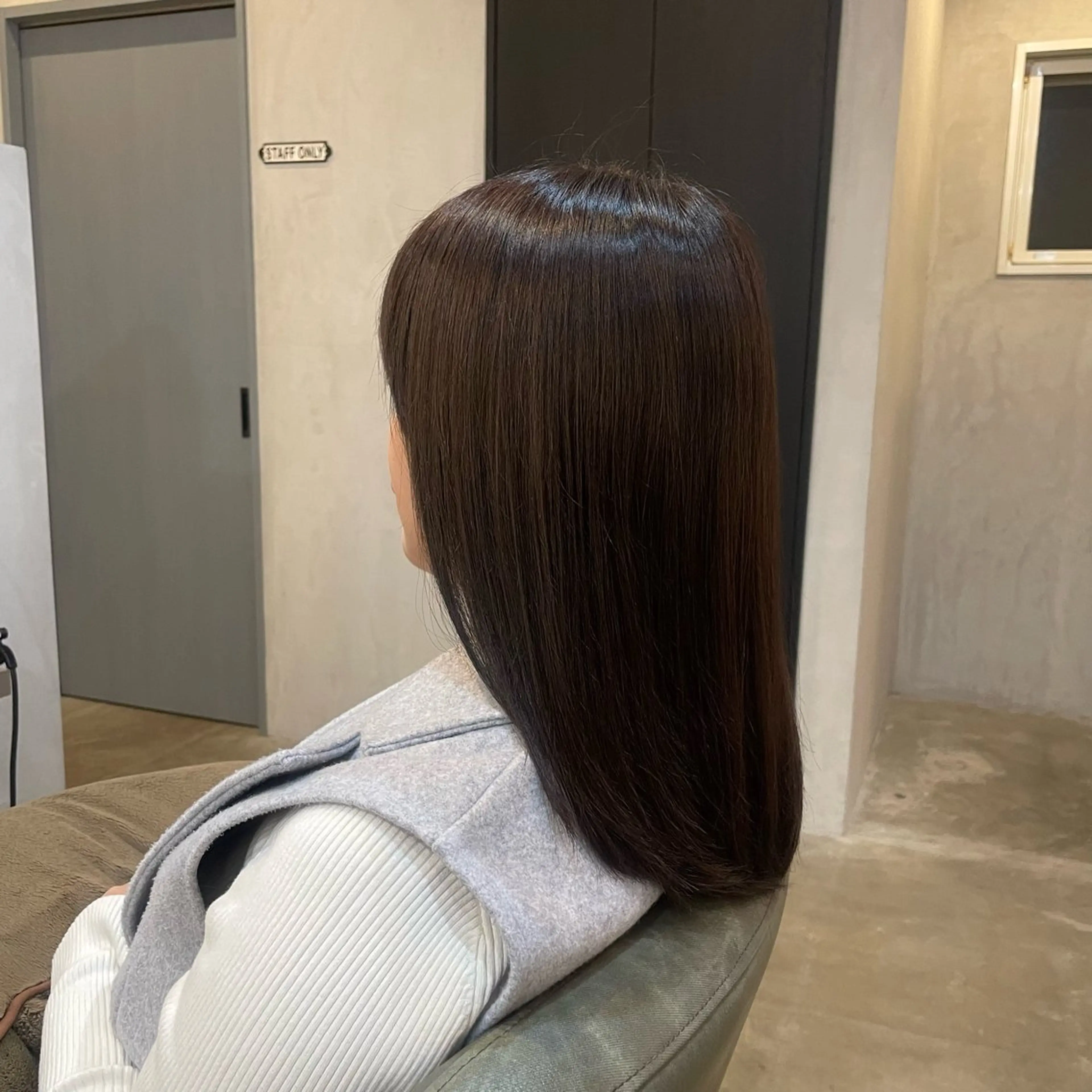 ミディアム カラー ブラウンカラー 金木 洸瑠のヘアスタイル