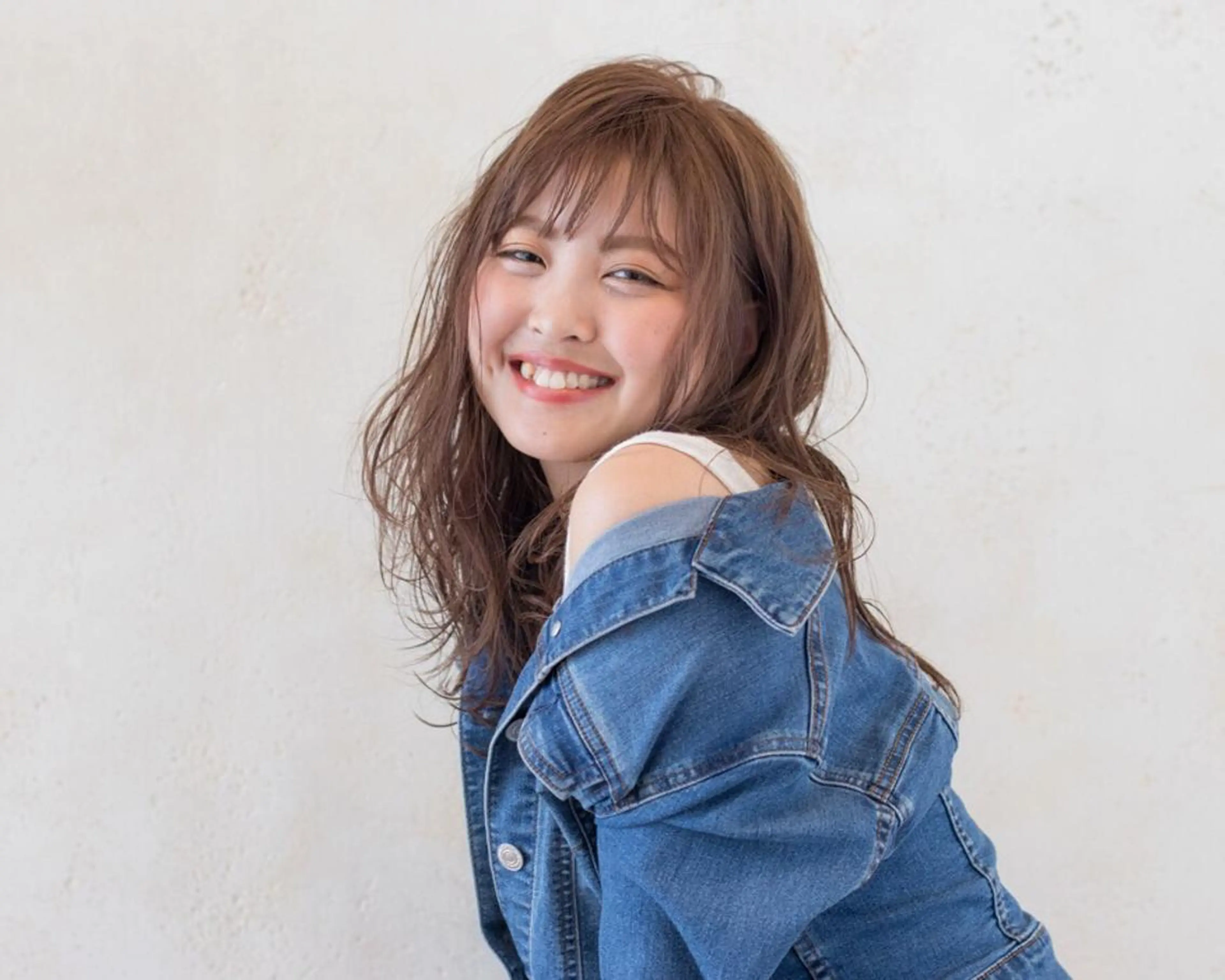 ロング シェアハピ ヤマモトのヘアスタイル