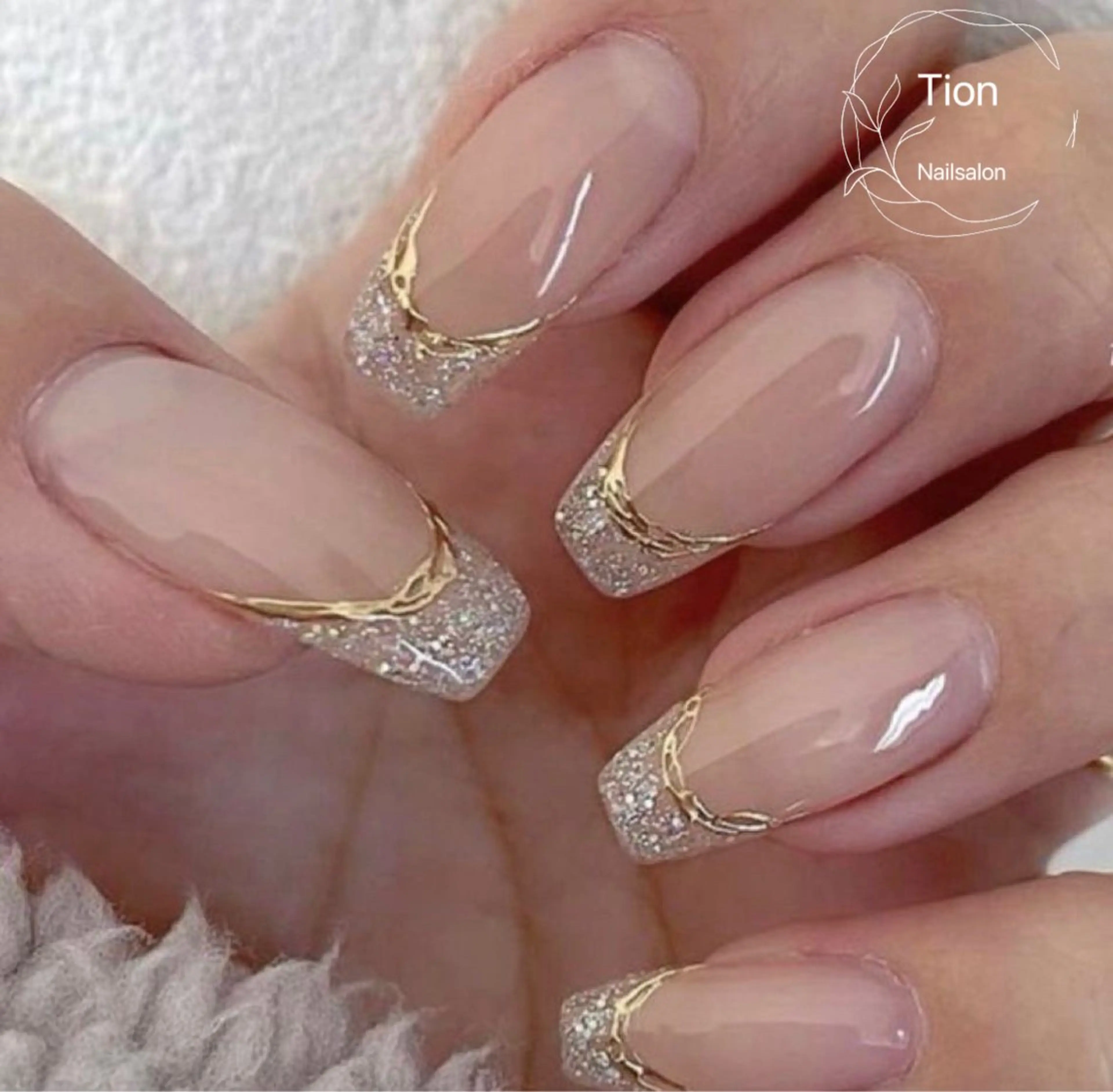 ネイル チークネイル 長さ出し フットネイル フレンチネイル ジェルネイル Nailsalon Tion 横浜西口店のネイルデザイン