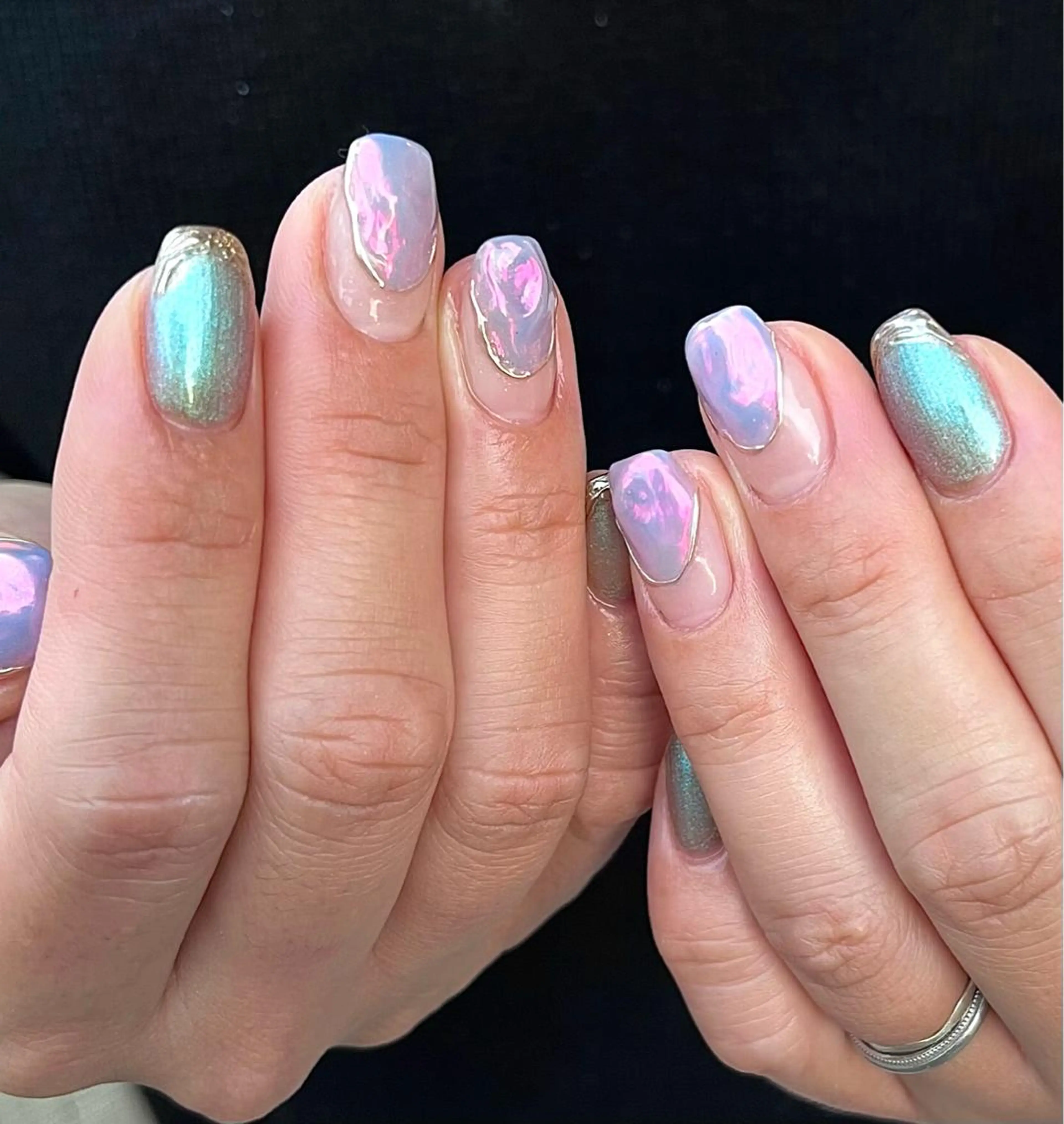 ネイル オーロラネイル マグネットネイル ミラーネイル パープル ブライダルネイル ハンドネイル para ☀︎ sol by BECK所属・Para Sol nail　Maoのネイルデザイン
