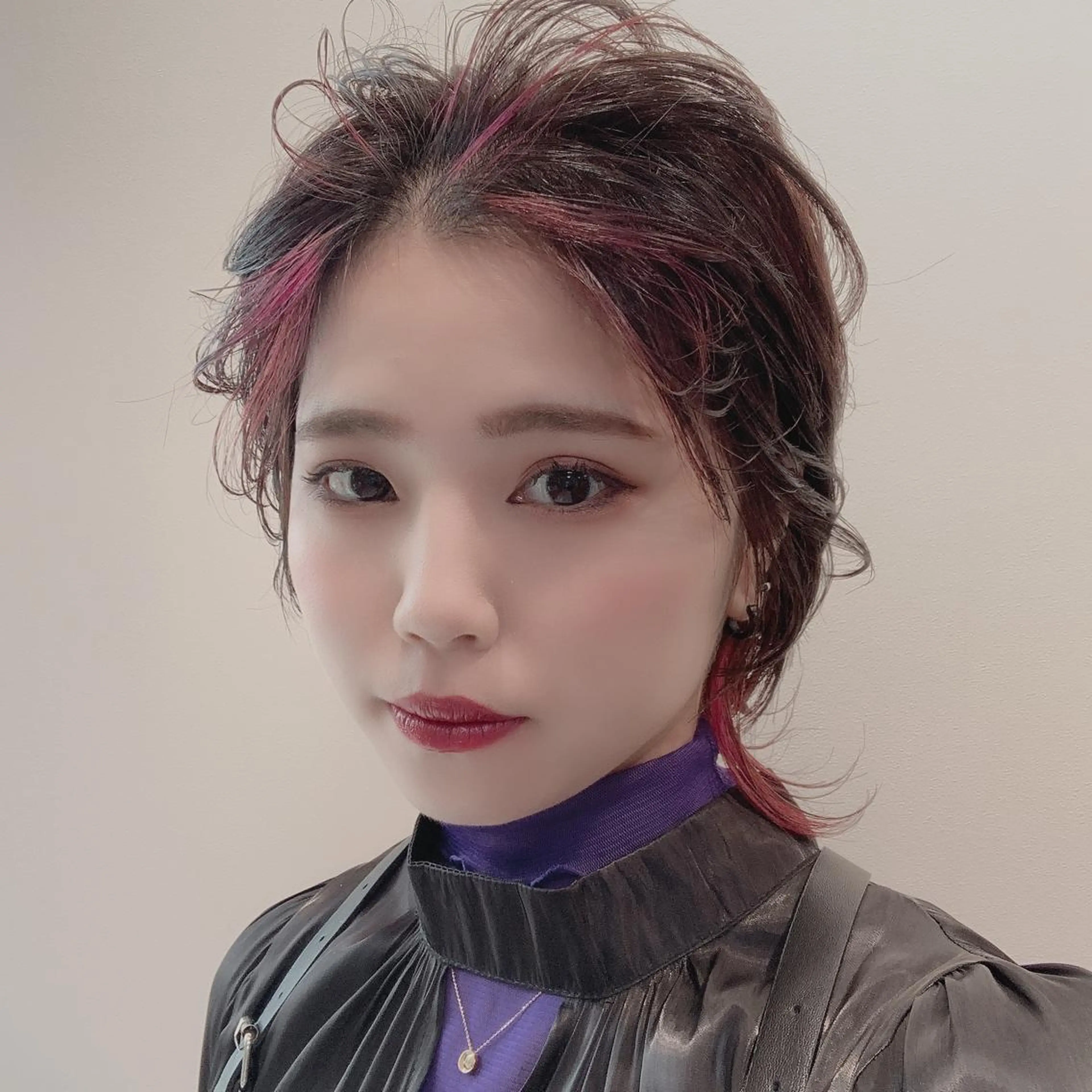 ミディアム カラー ヘアアレンジ インナーカラー RAY Field 長嶺所属・ヒカワ ユメコのヘアスタイル