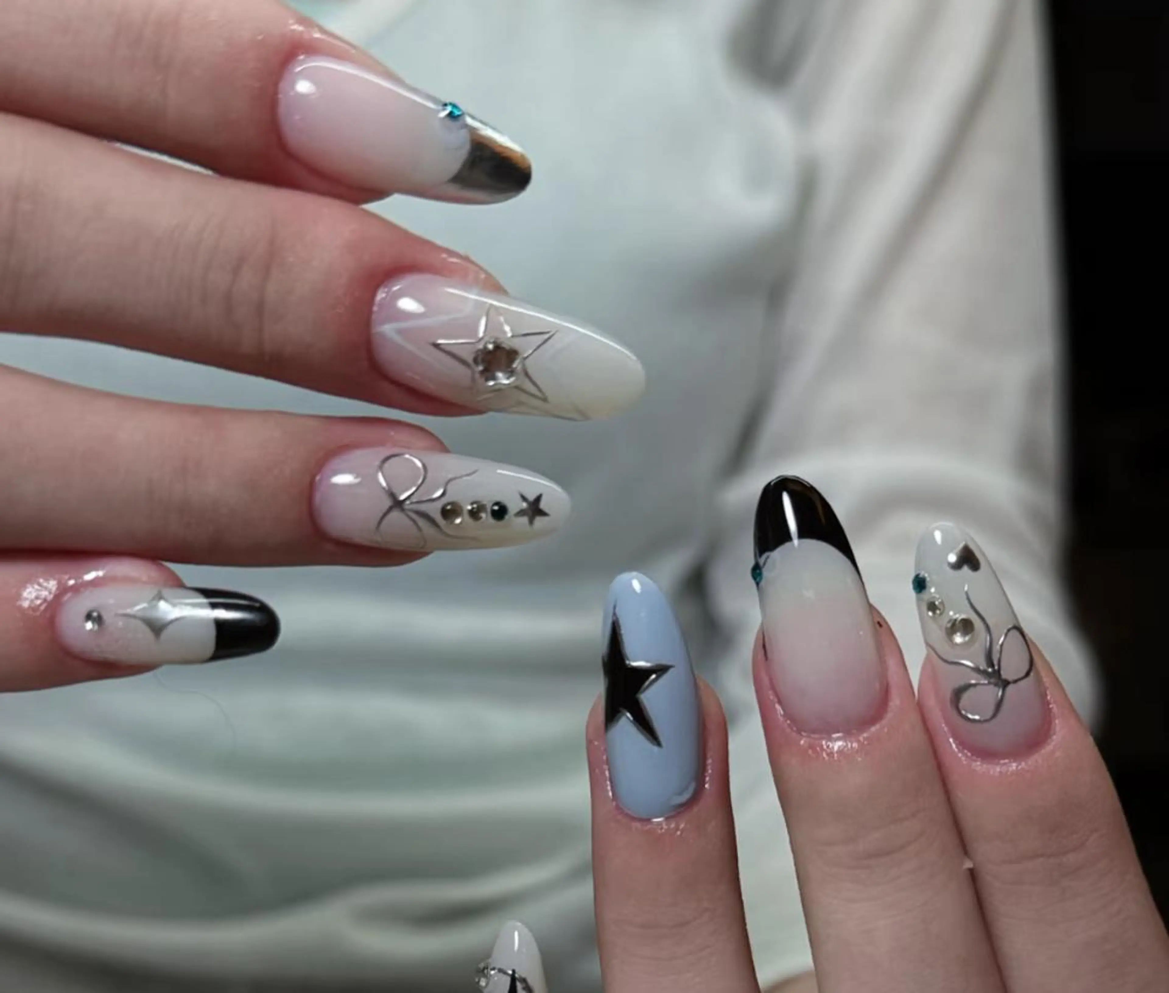 ネイル ハンドネイル 🎀 KiKi_nailのネイルデザイン