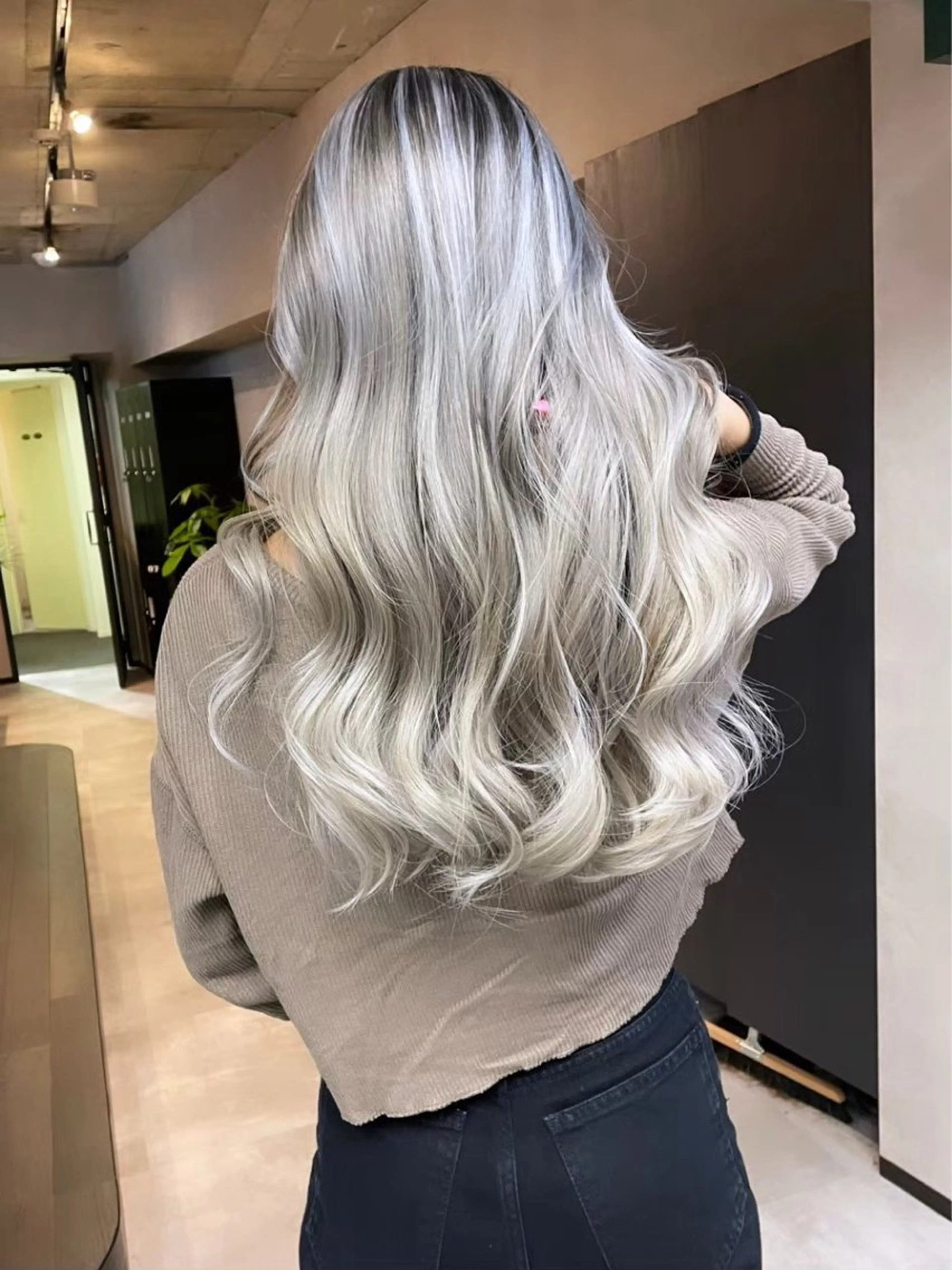 ロング カラー バレイヤージュ レイヤーカット ヘアカラー 💜SUNNY キララ💜のヘアスタイル