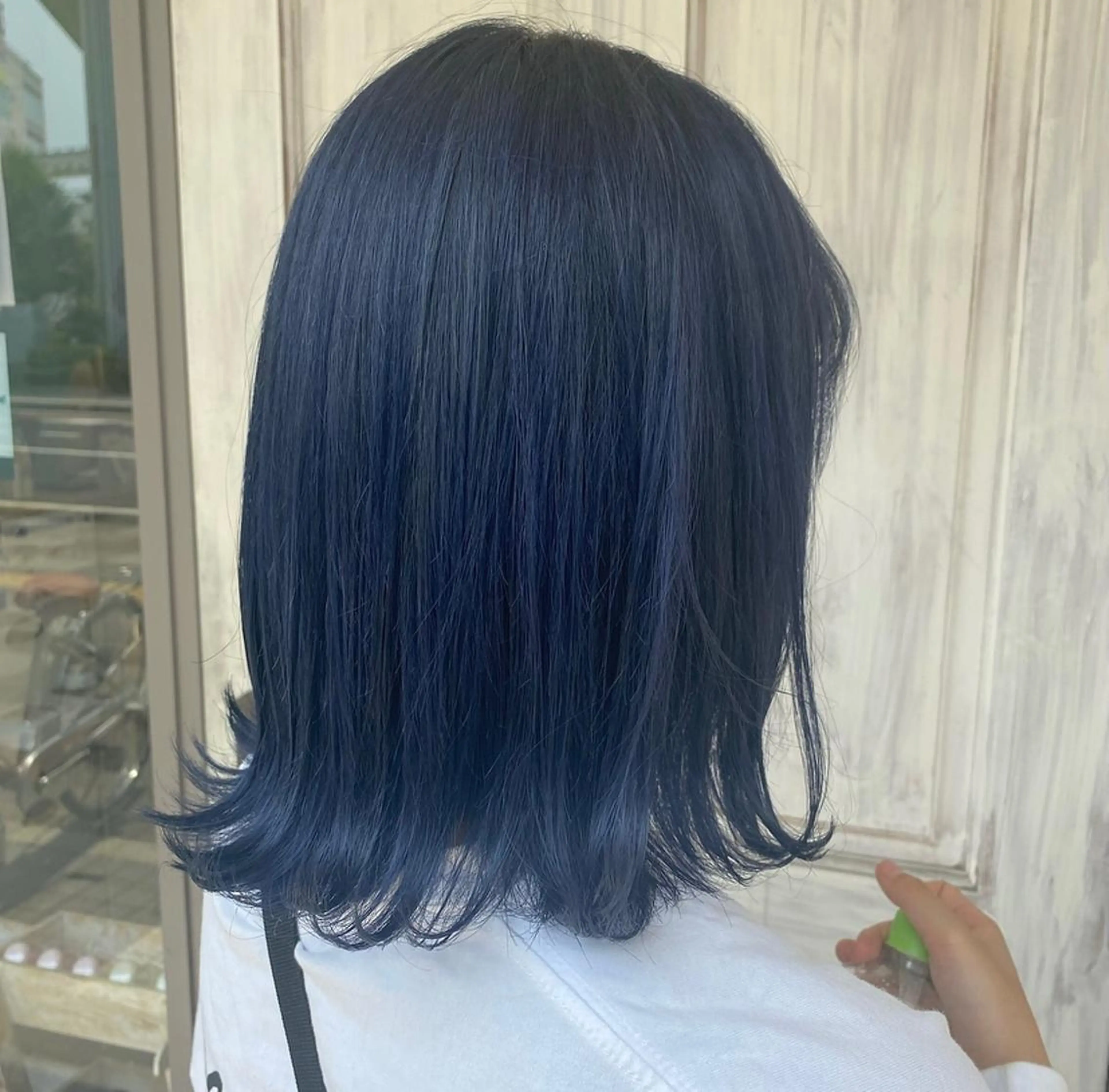 ミディアム カラー ブリーチ ブルーカラー 後藤 瀬奈のヘアスタイル