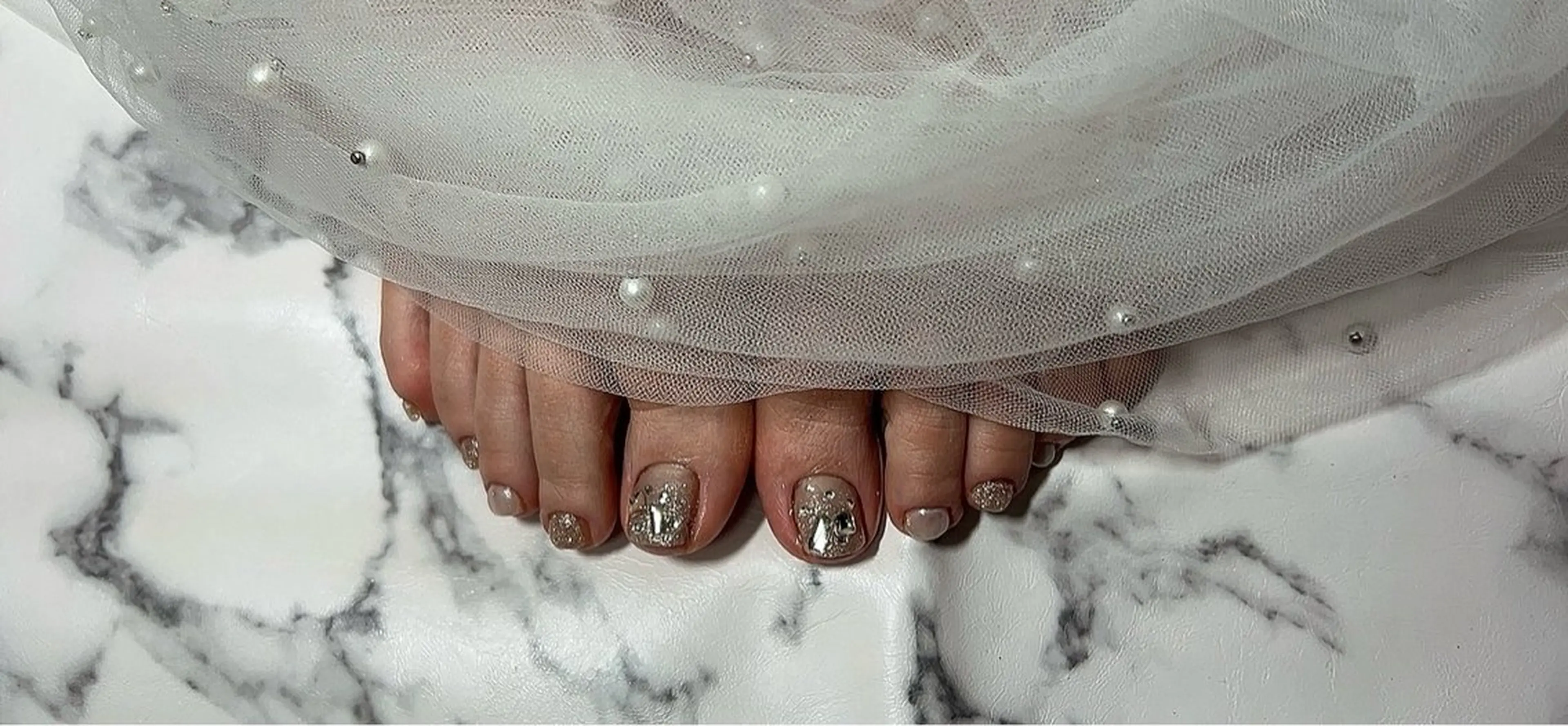 ネイル フットネイル ジェルネイル フットネイル Ruana Nailのネイルデザイン