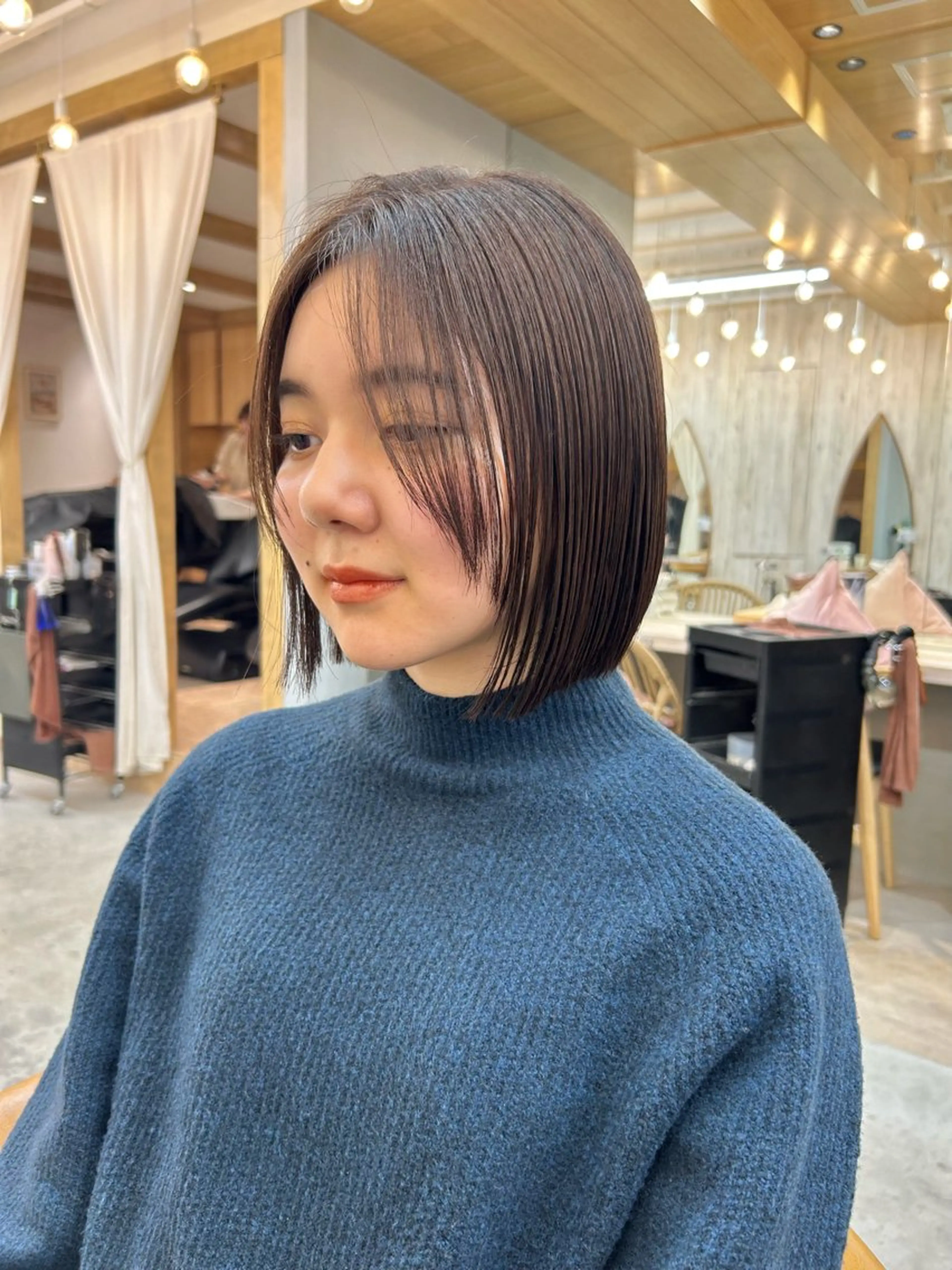 ショート カット ヘアカラー トリートメント 🩵縮毛矯正/ブリー チ/髪質改善/いつかのヘアスタイル