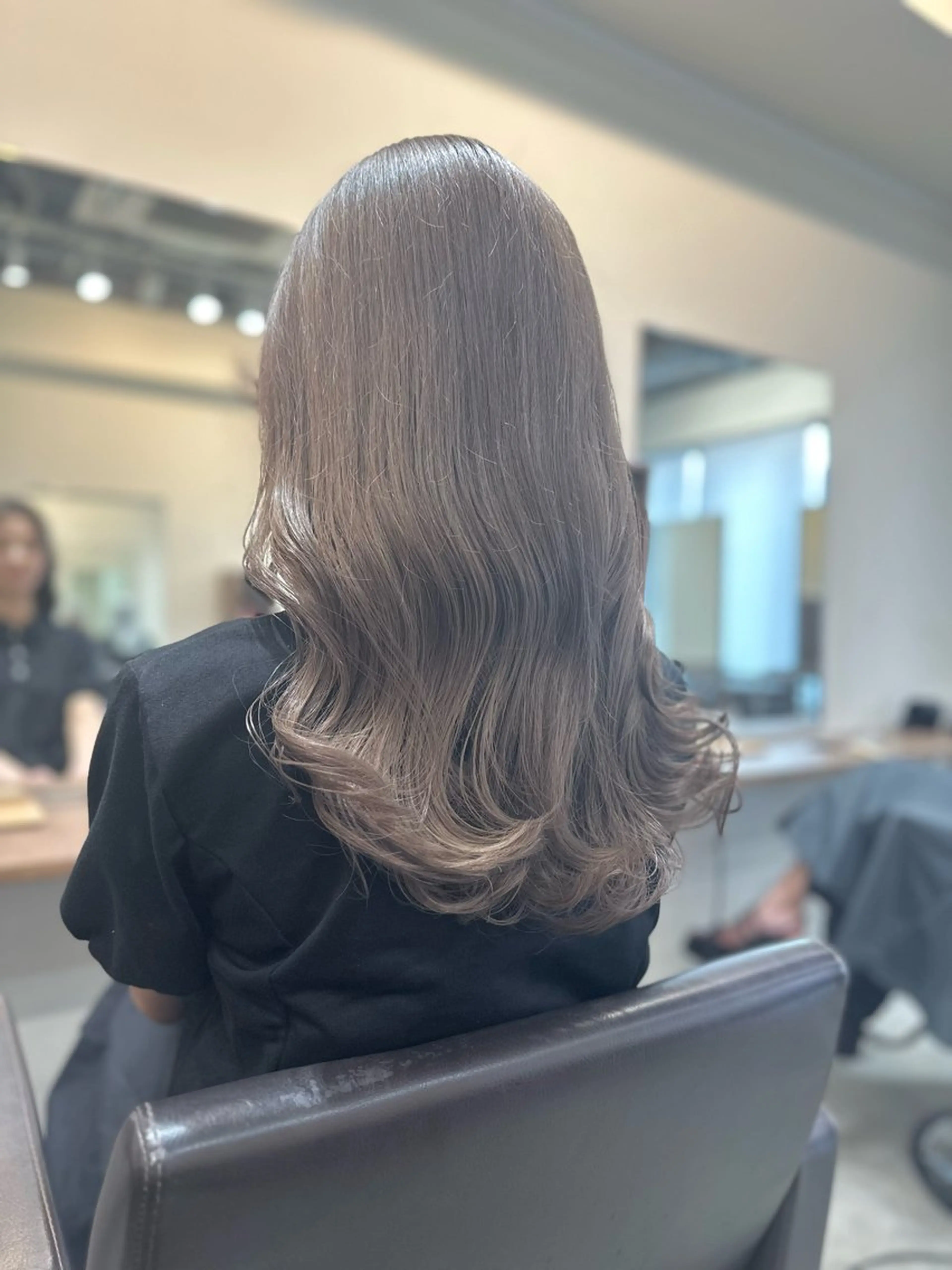 ロング カラー カット ヘアカラー トリートメント 小顔カット✨ 透明感カラー✨kyoのヘアスタイル