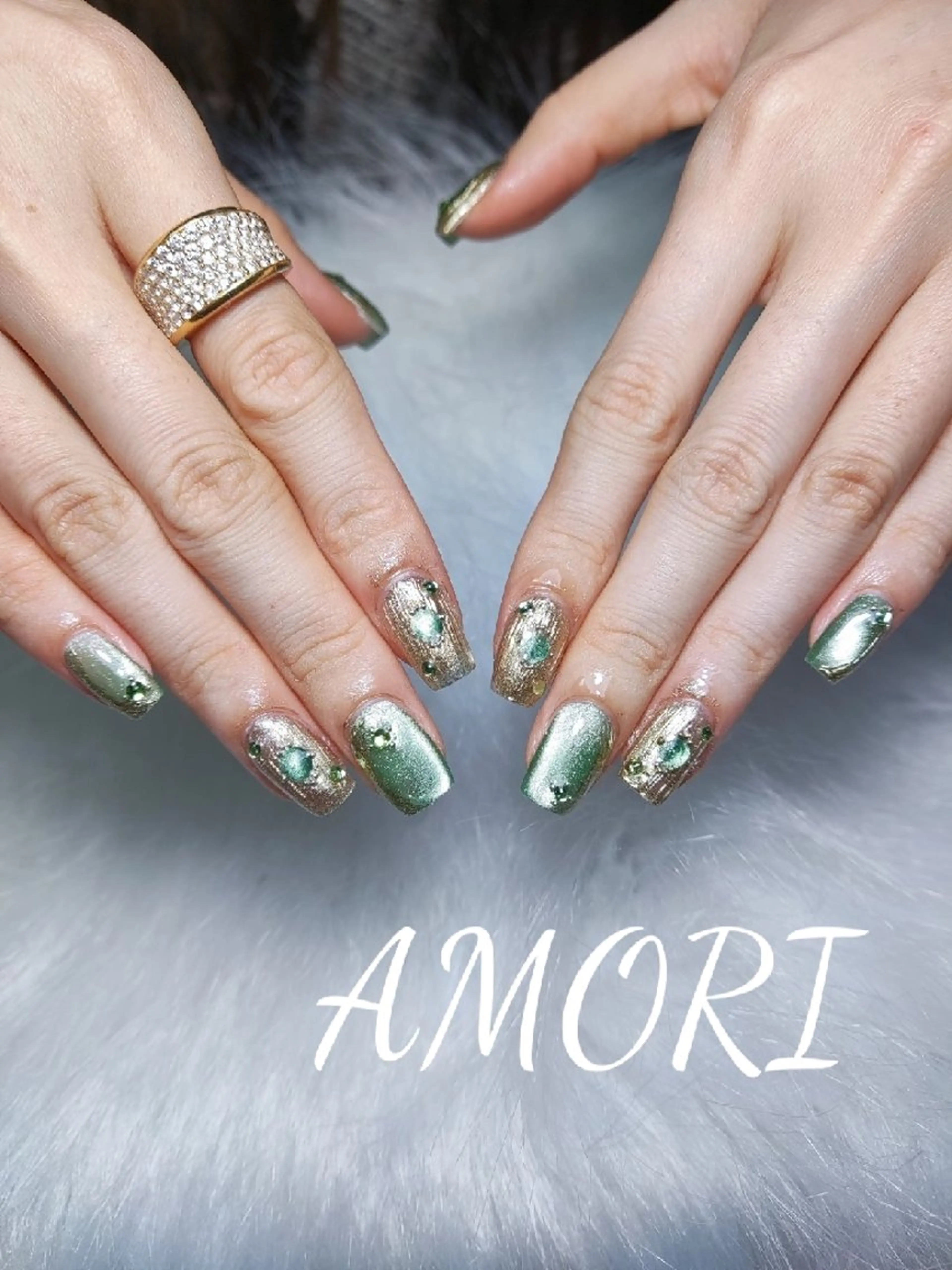 ネイル ハンドネイル 佐藤 しおんのネイルデザイン