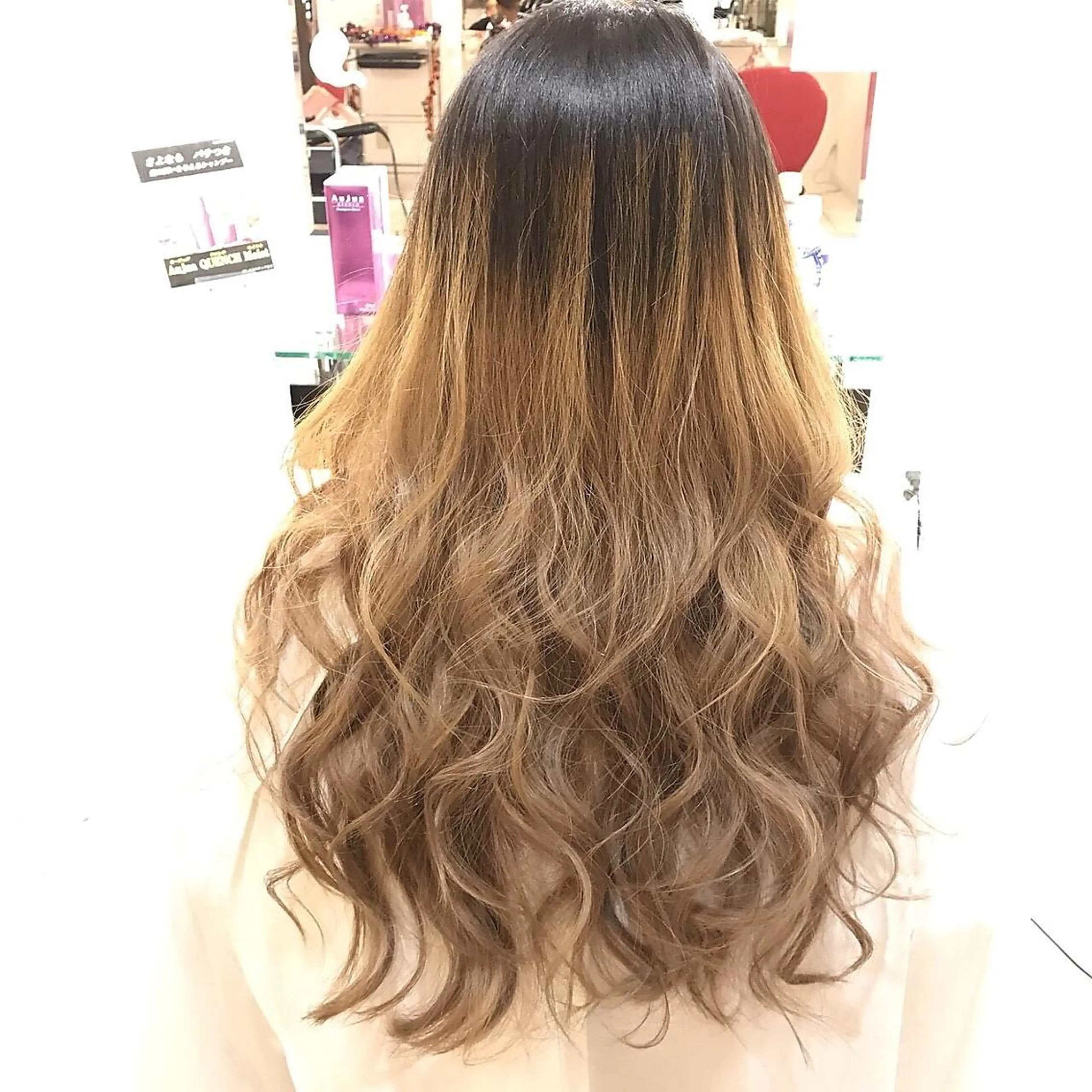 ロング カラー グラデーションカラー ロング Hair esthe HAAAT 東口店のヘアスタイル