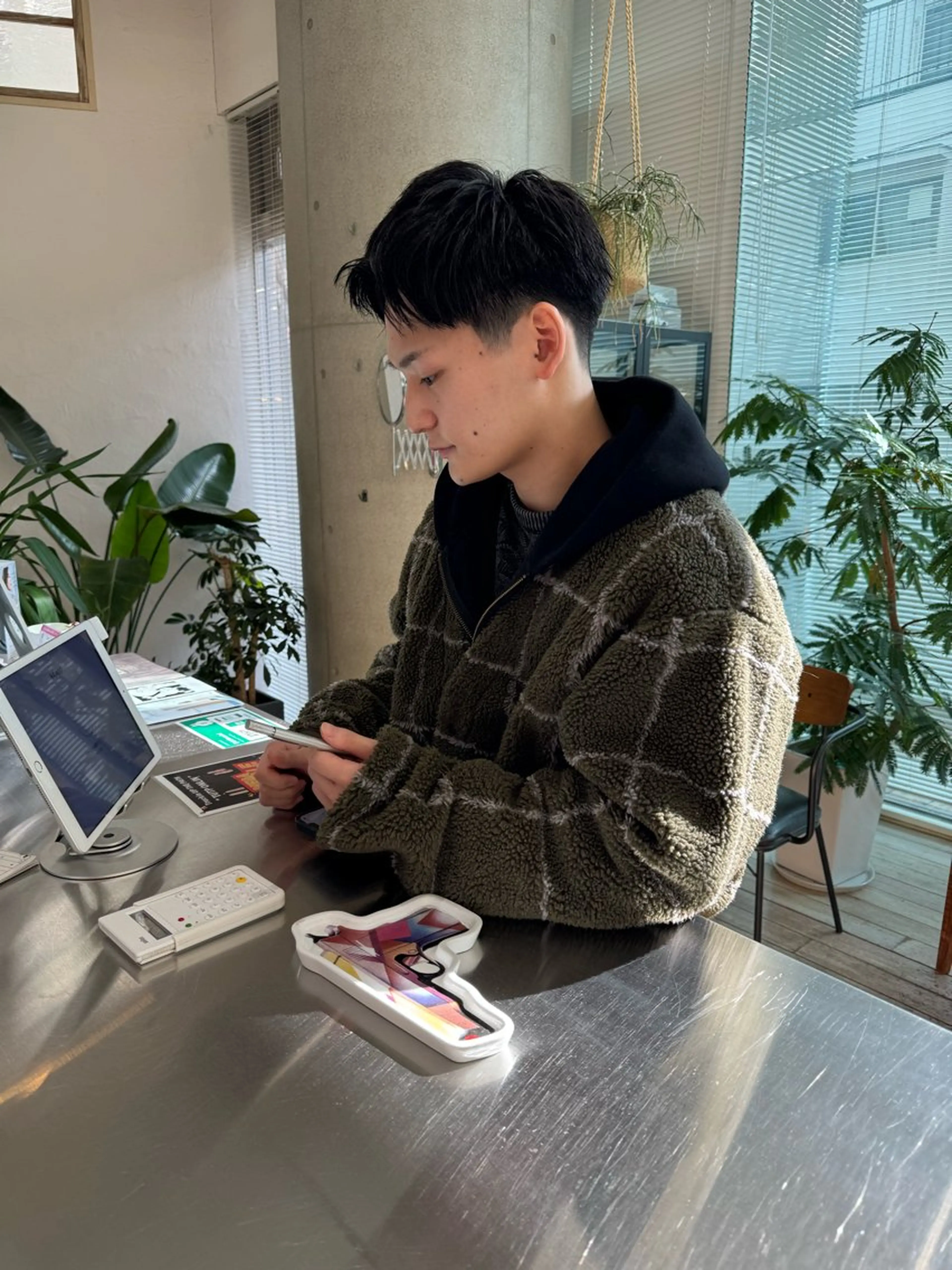 ショート カット TRUCKIN UP THE PATH所属・さとう けんたのヘアスタイル