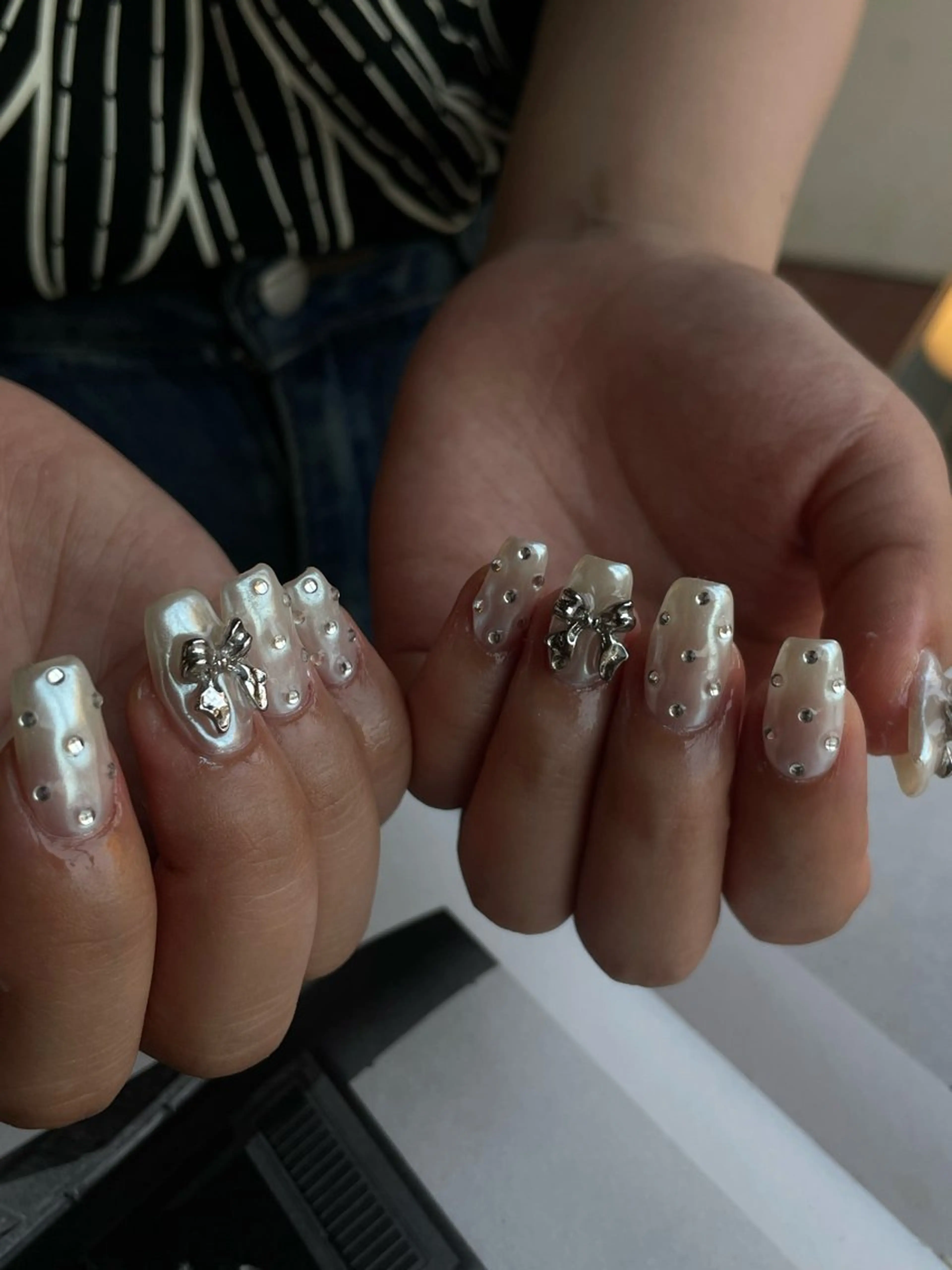 ネイル ハンドネイル shion .のネイルデザイン