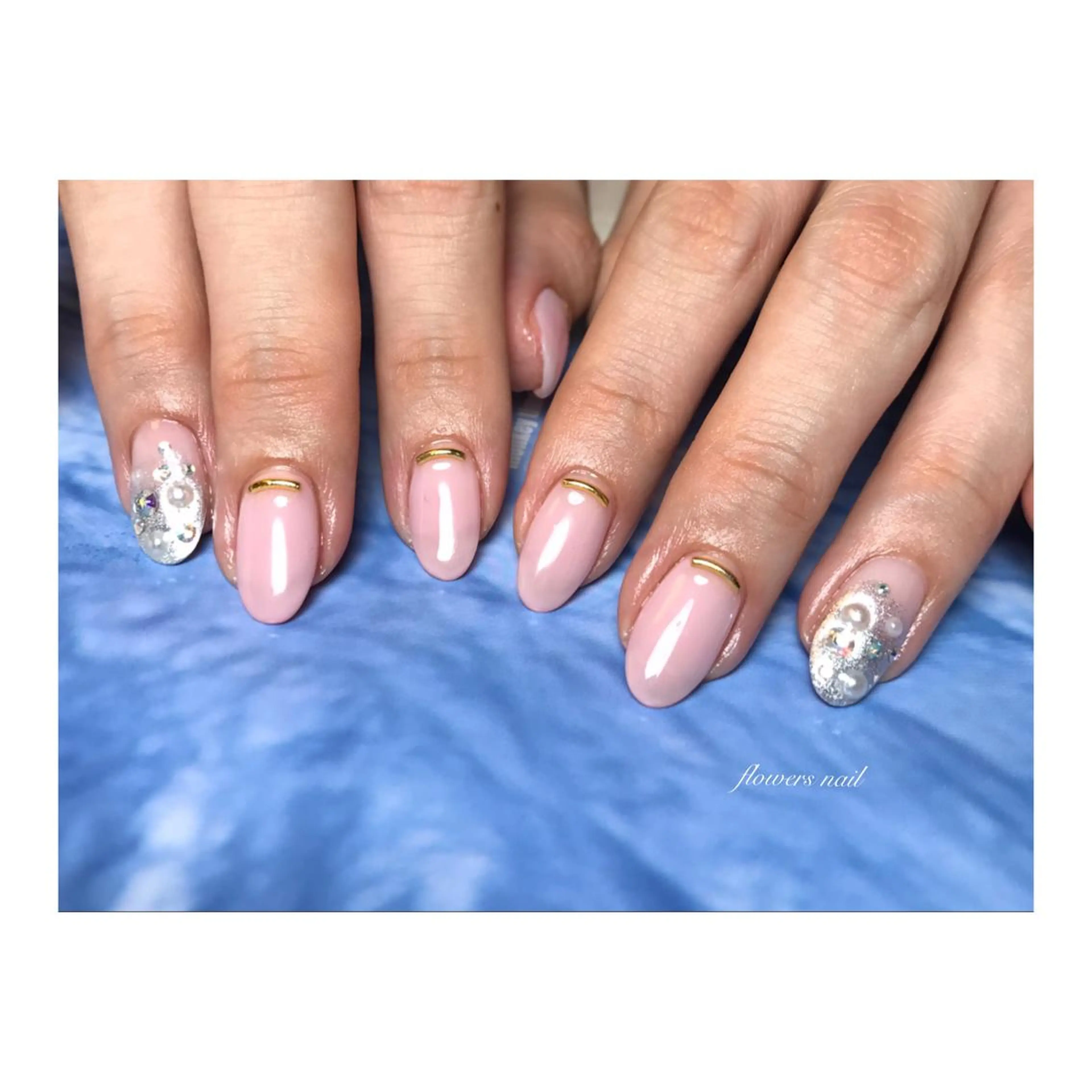 ネイル グラデーション ピンク 春ネイル ストーンネイル flowers nailのネイルデザイン
