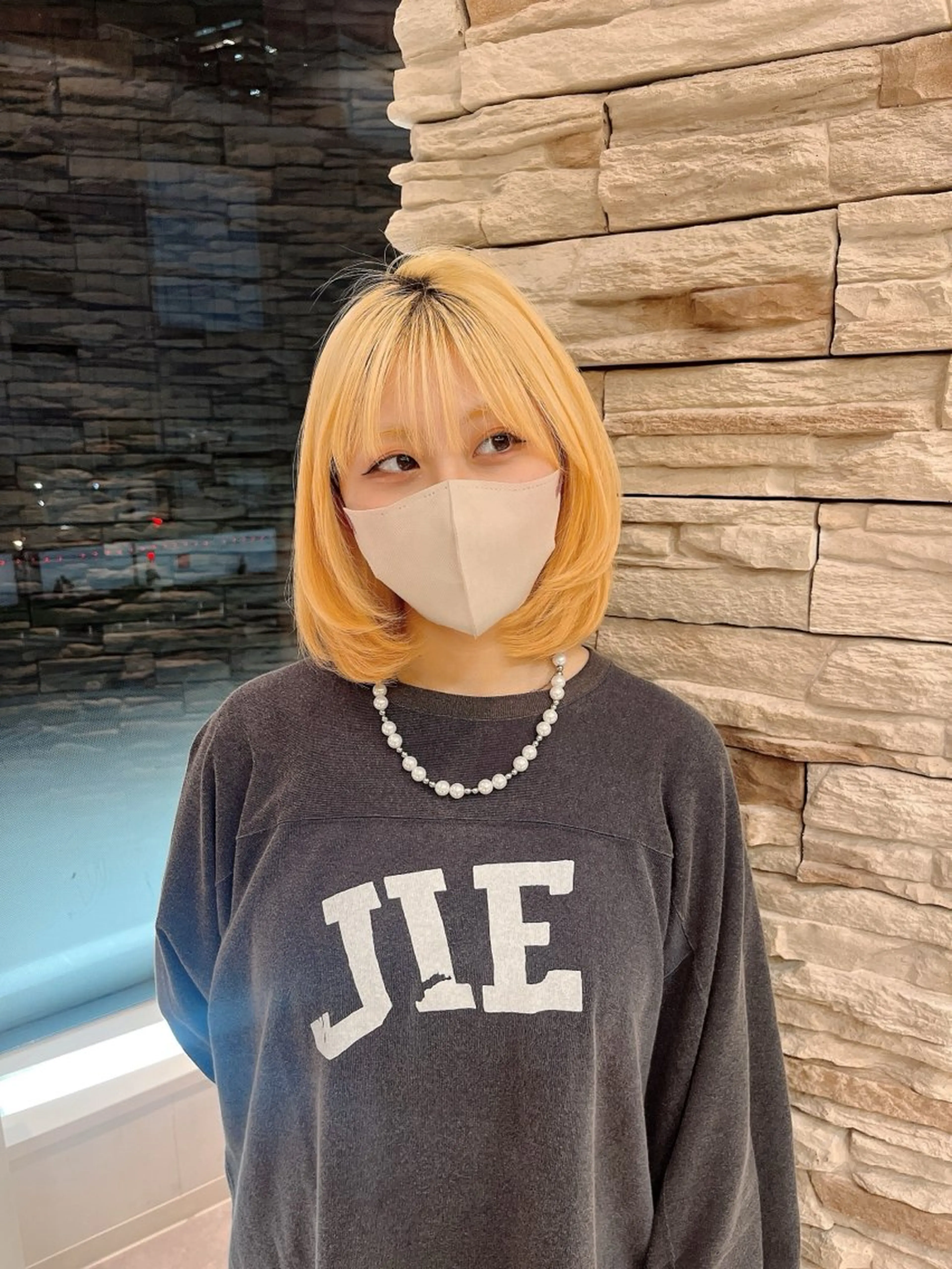 ミディアム LENAHC ist アベフミナのヘアスタイル