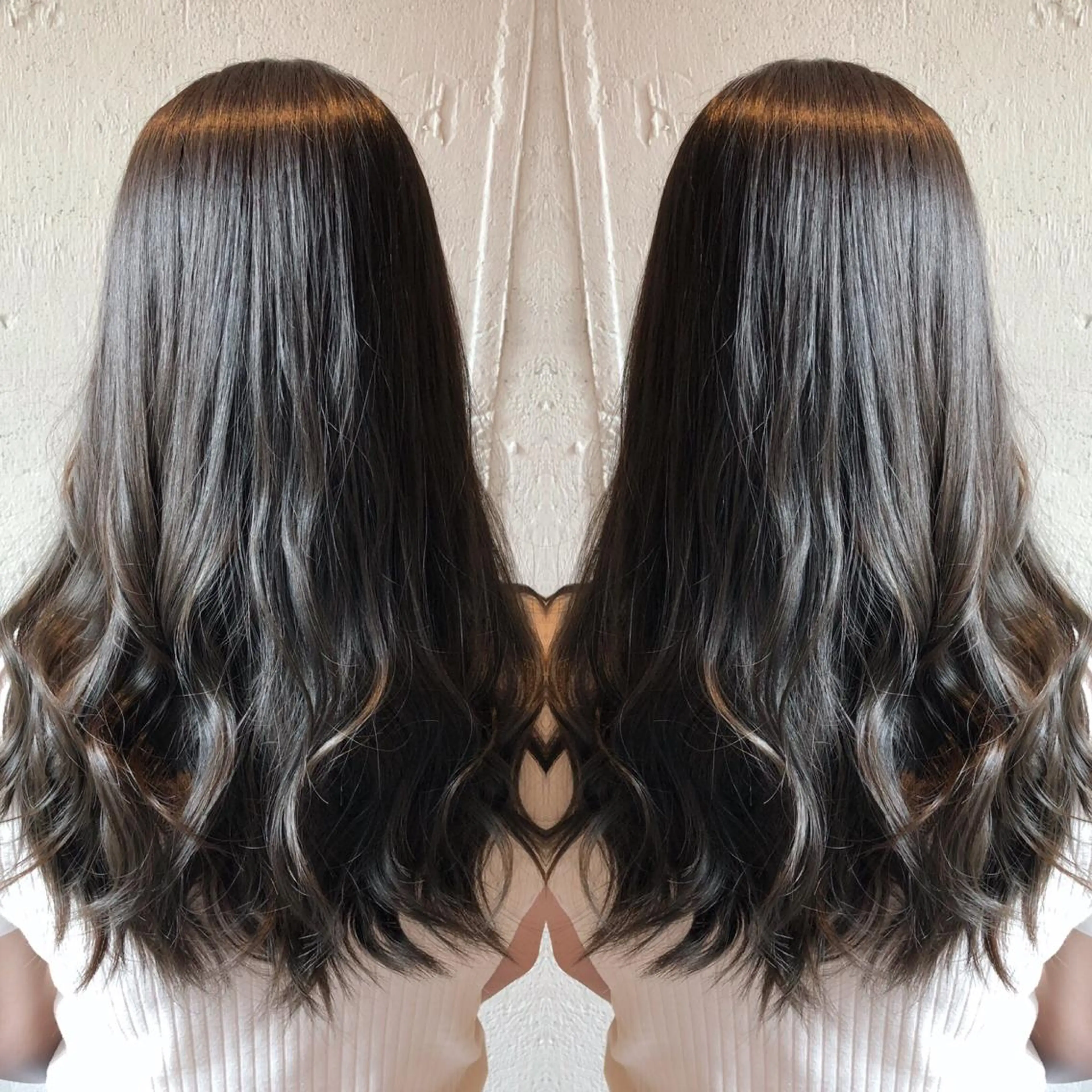 ロング アッシュ アッシュグレー カット ヘアカラー トリートメント あらき ちさとのヘアスタイル