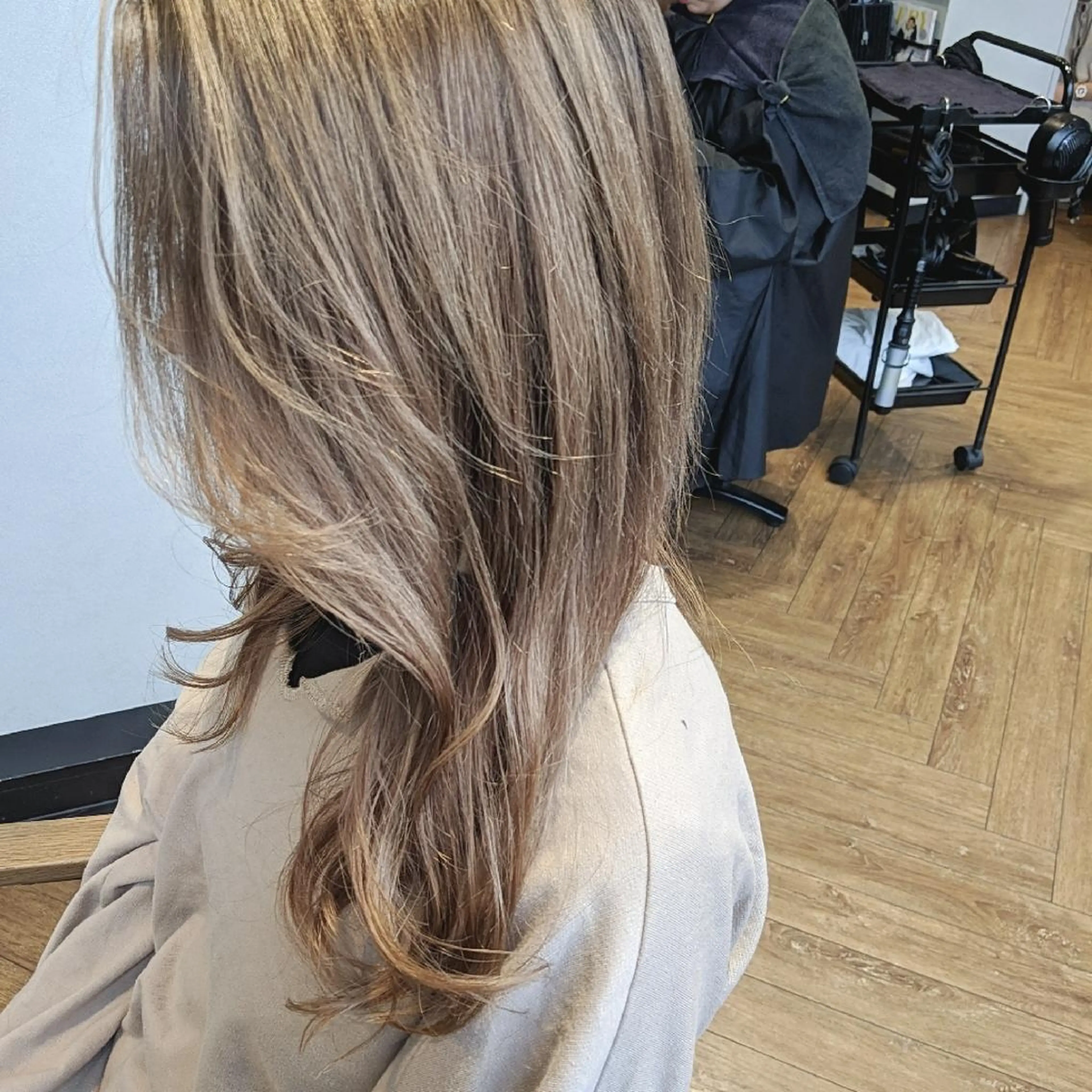 ロング PRIVATE SALON EYES所属・EYES リアのマツエク・マツパデザイン