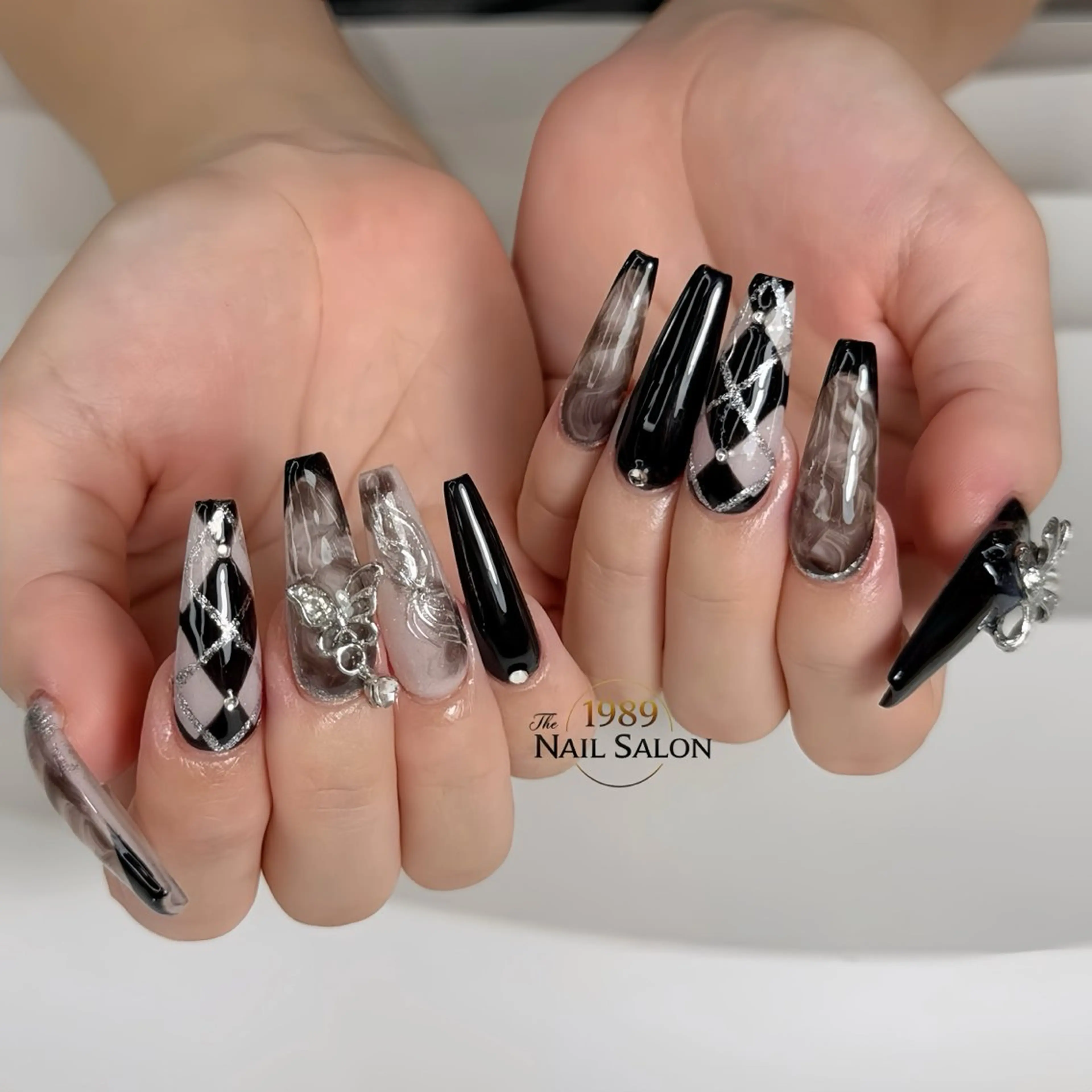 ネイル ハンドネイル The 1989 Nail Salonのネイルデザイン