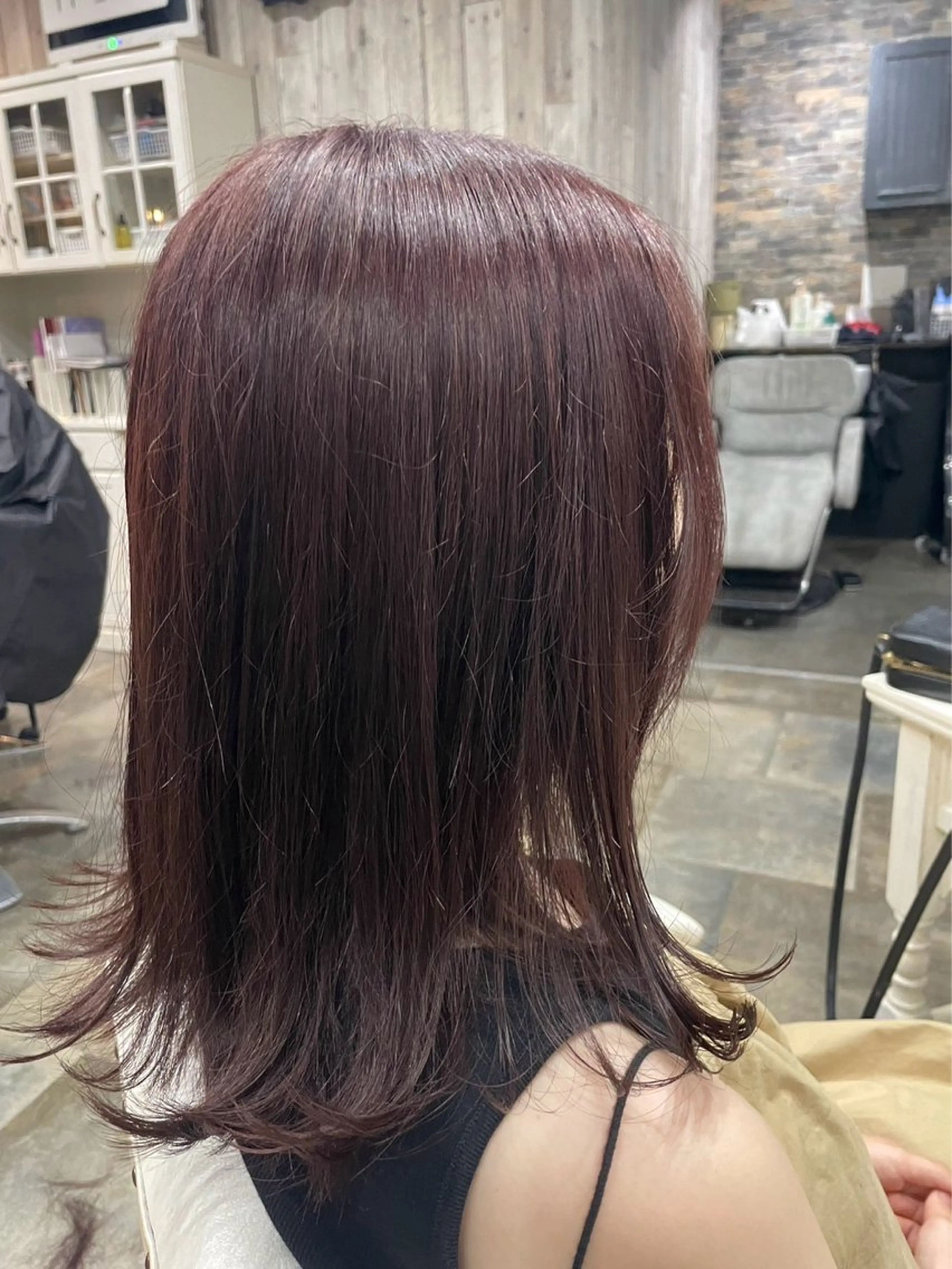 ミディアム ボブレイヤー ミディアムパーマ ミストバング ボブ ハイライト ヘアカラー 縮毛矯正 トリートメント The Apartment of Solon Citta 船橋609所属・髪質改善/美髪/個室 /マンツーマン/ハラのヘアスタイル