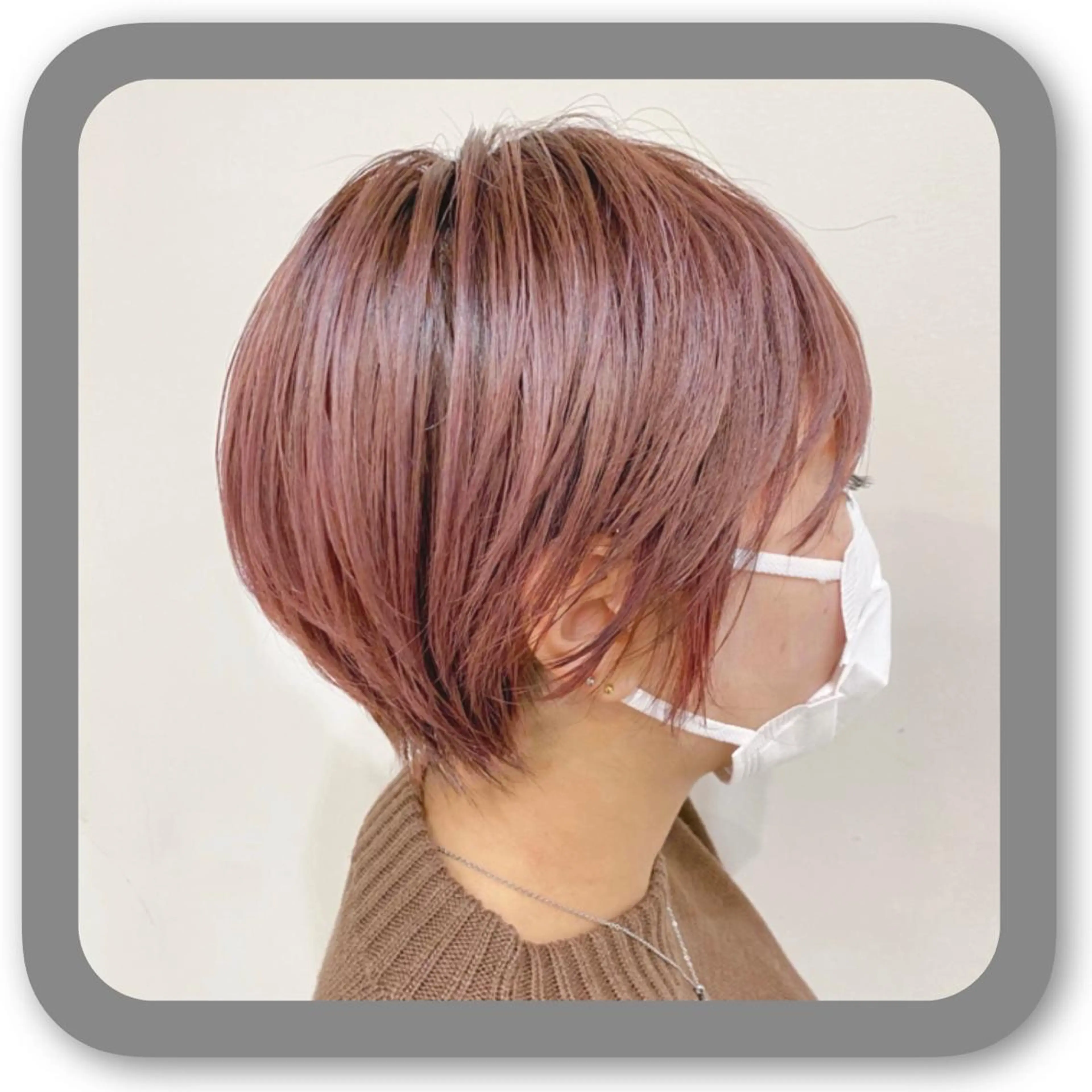 ショート アッシュ ボブ 髪質改善 レイヤーカット ショートヘア カット ヘアカラー ショート〜ミディアム 喜多司のヘアスタイル