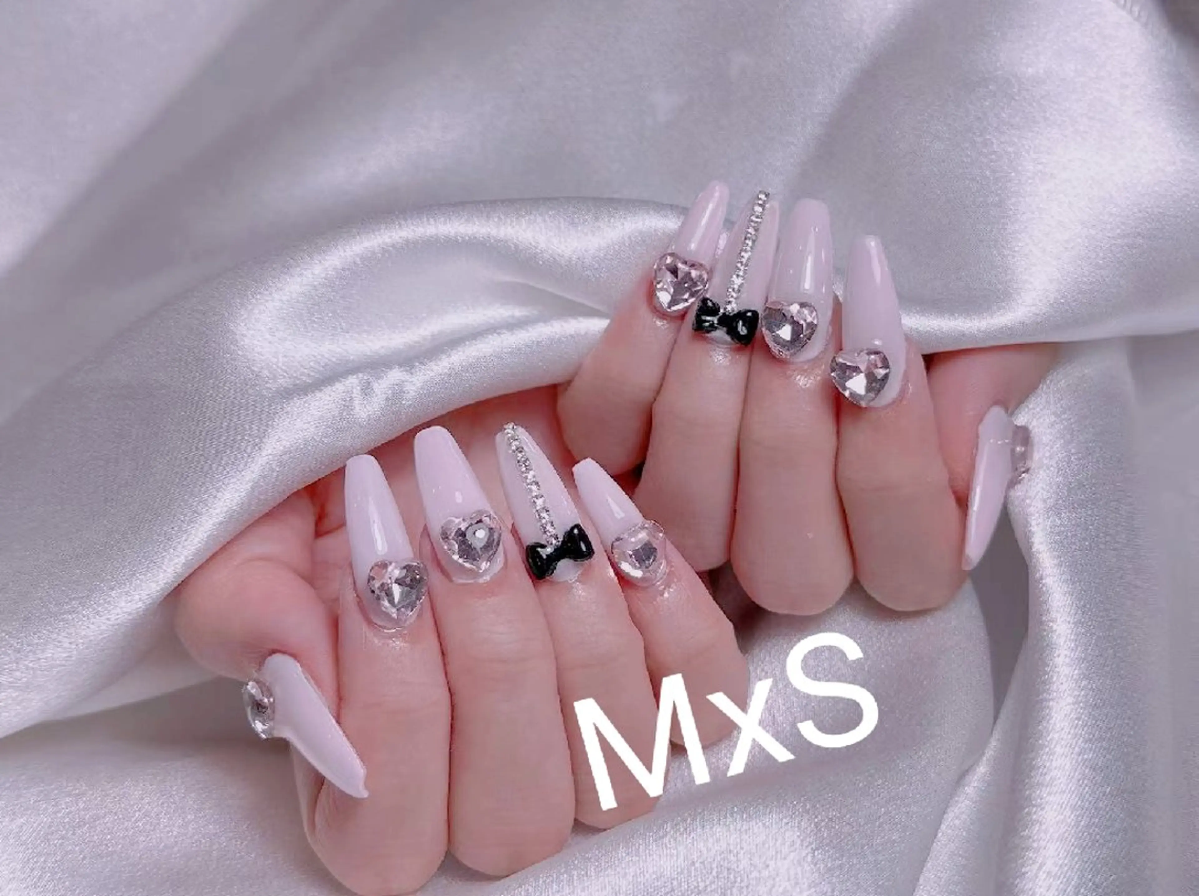 ネイル ハンドネイル MxS Nail 【長さだし/フィルイン/マグネット/ワンホンネイル/韓国ネイル/パラジェル】所属・M×S Nail みなのネイルデザイン