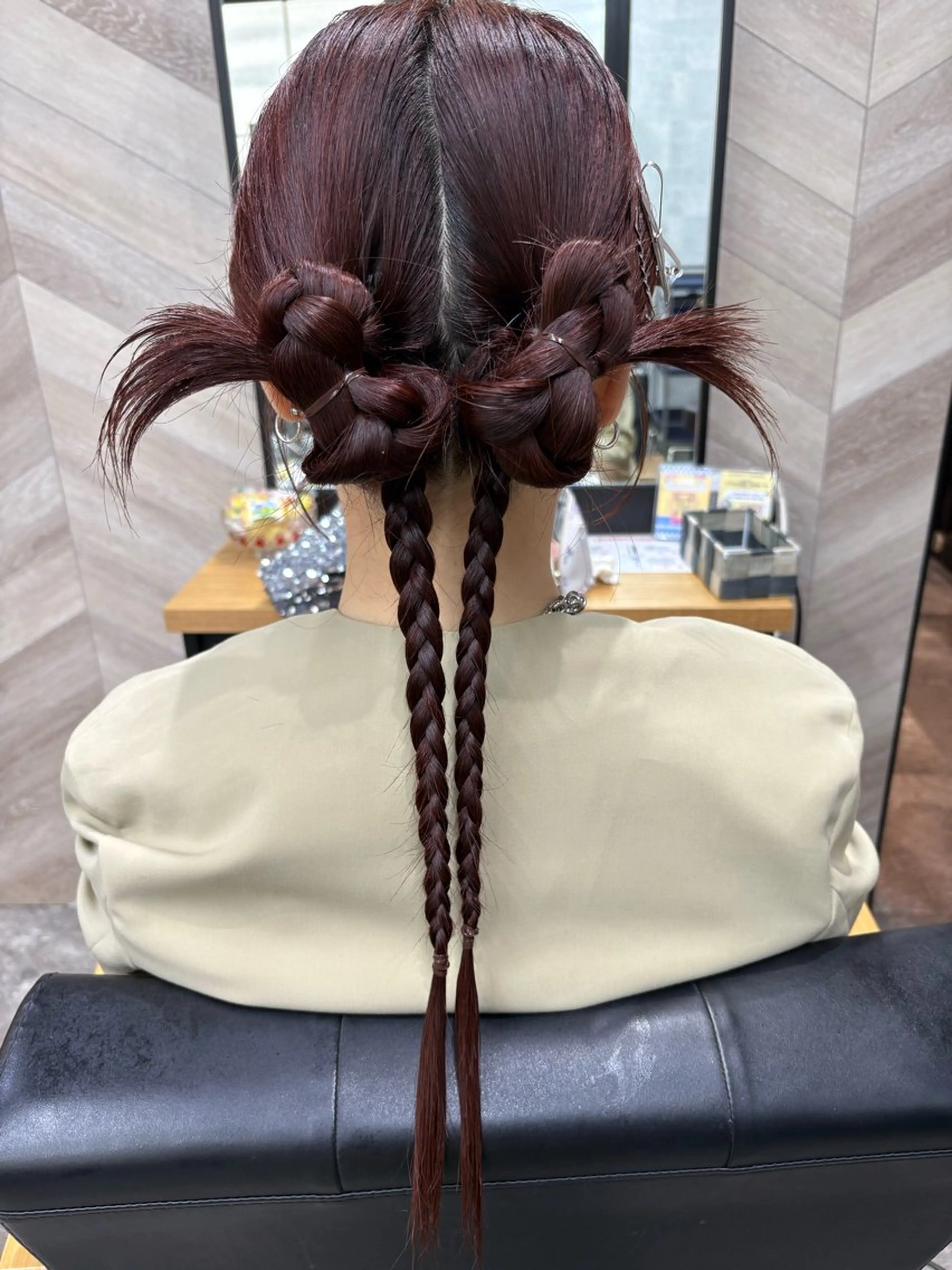 ロング ヘアアレンジ ヘアセット 飯塚 沙衣のヘアスタイル