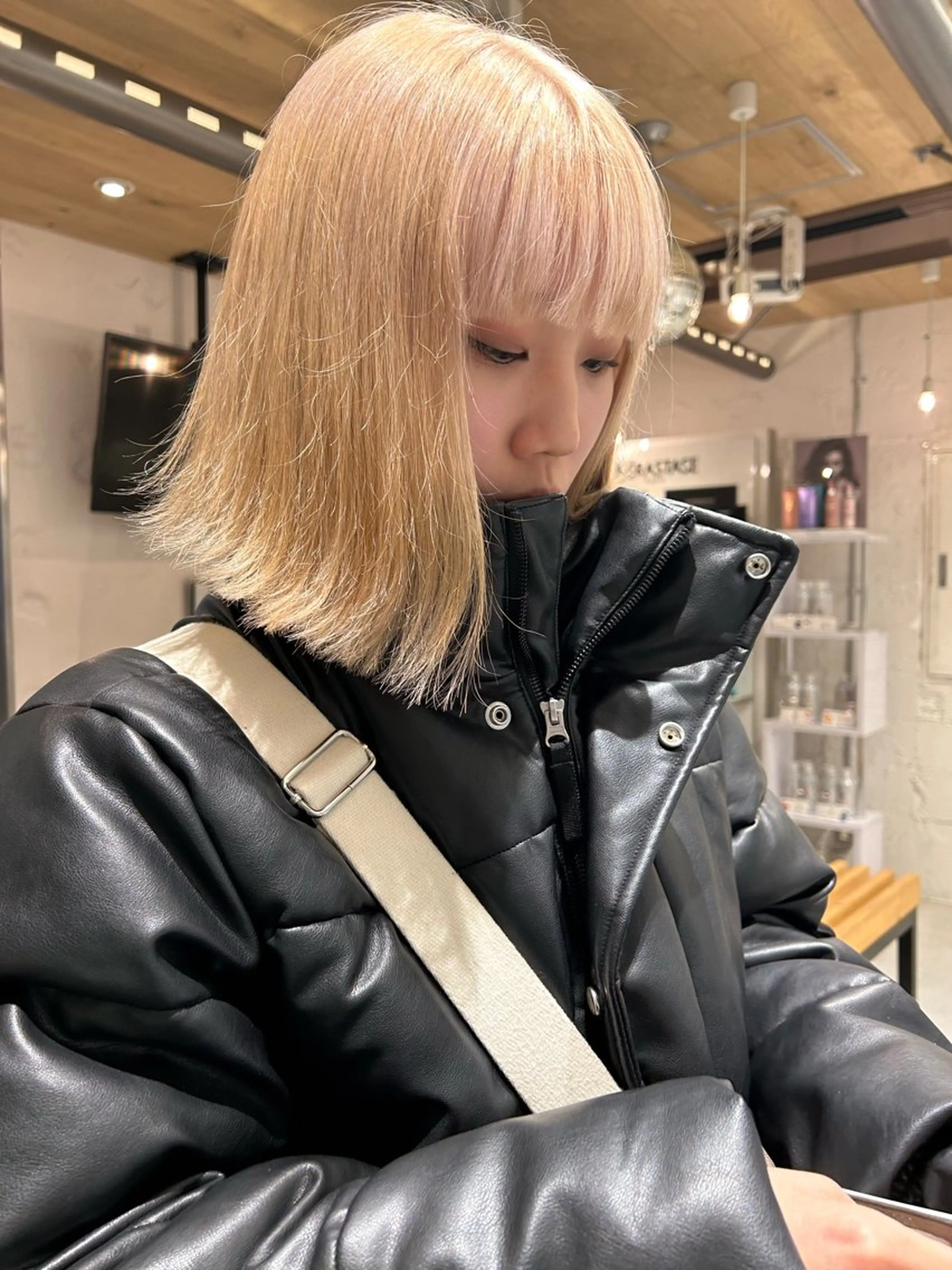 ショート カラー ヘアカラー トリートメント ✨ブリーチ特化✨ 💚Acchon💚のヘアスタイル