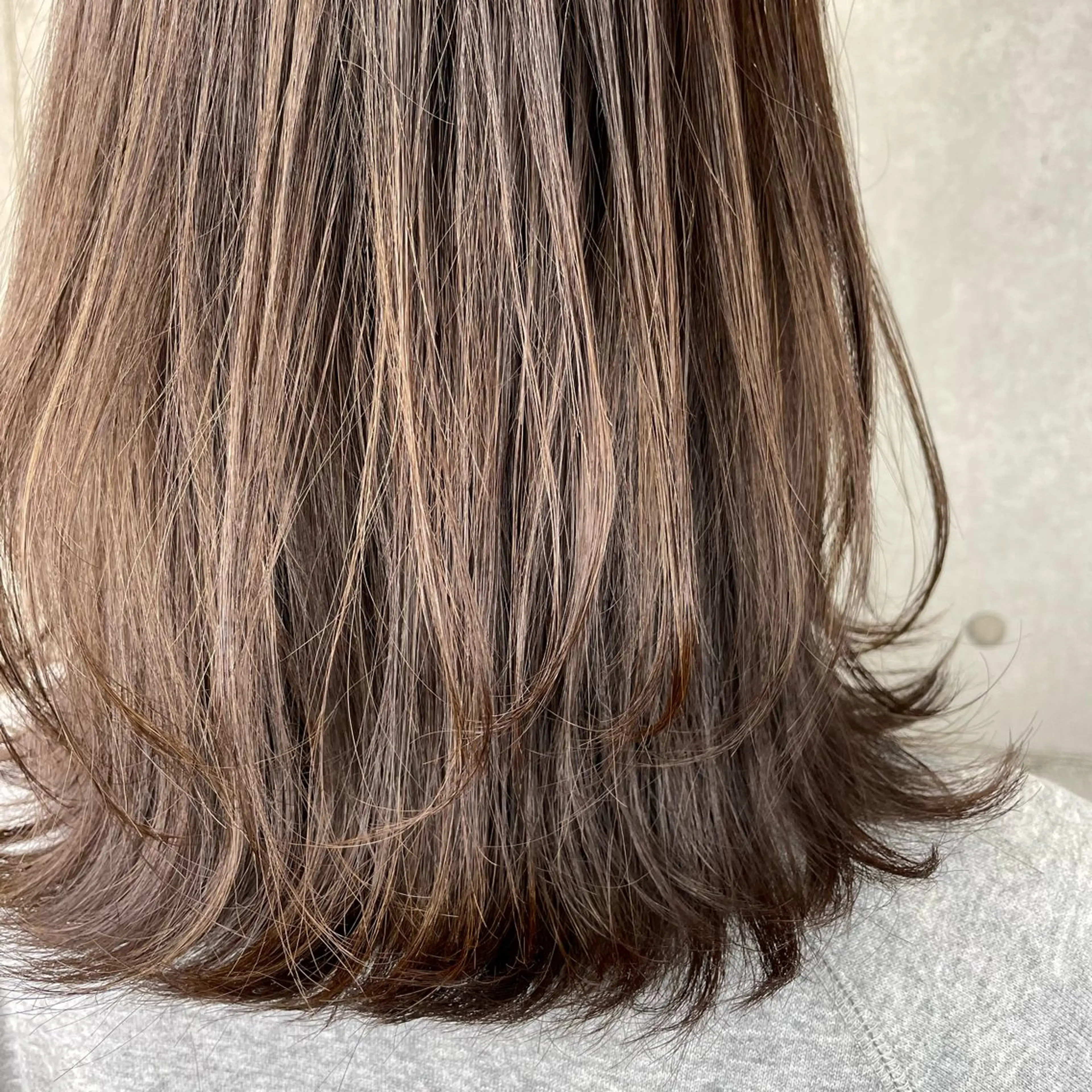 ミディアム カラー PANOL 秀島のヘアスタイル