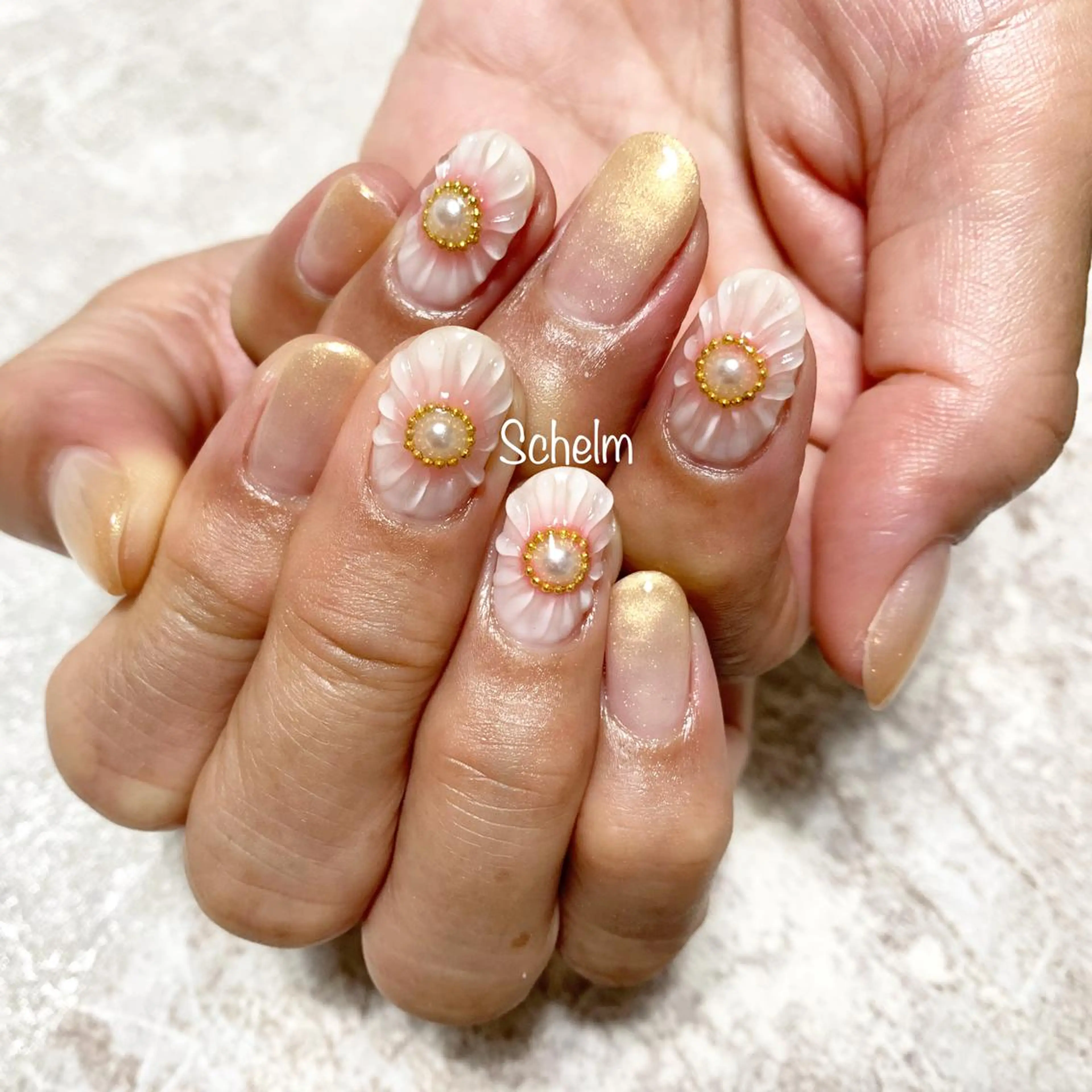 ネイル ハンドネイル nail room シュレムのネイルデザイン