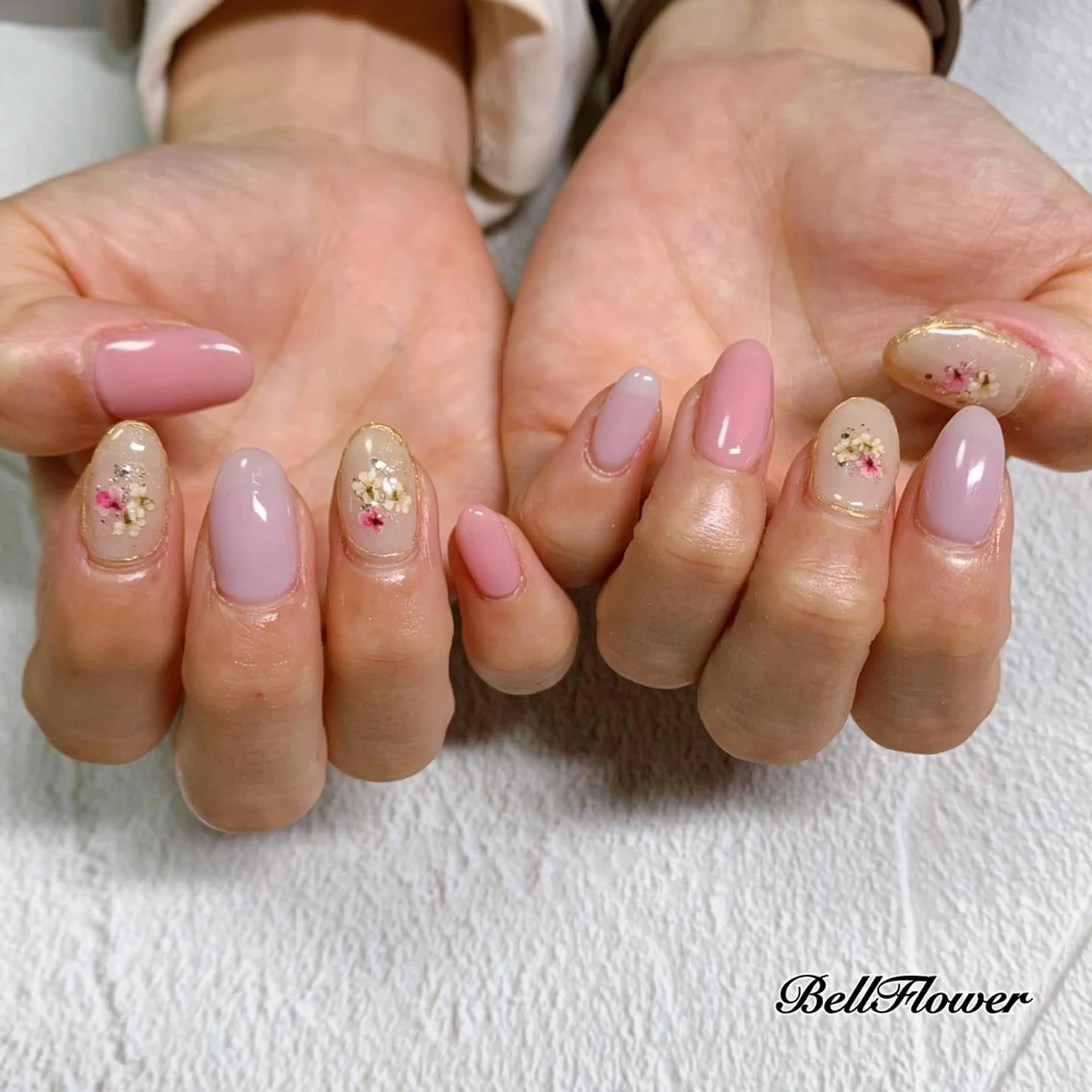 ネイル ハンドネイル Bell Flowerのネイルデザイン