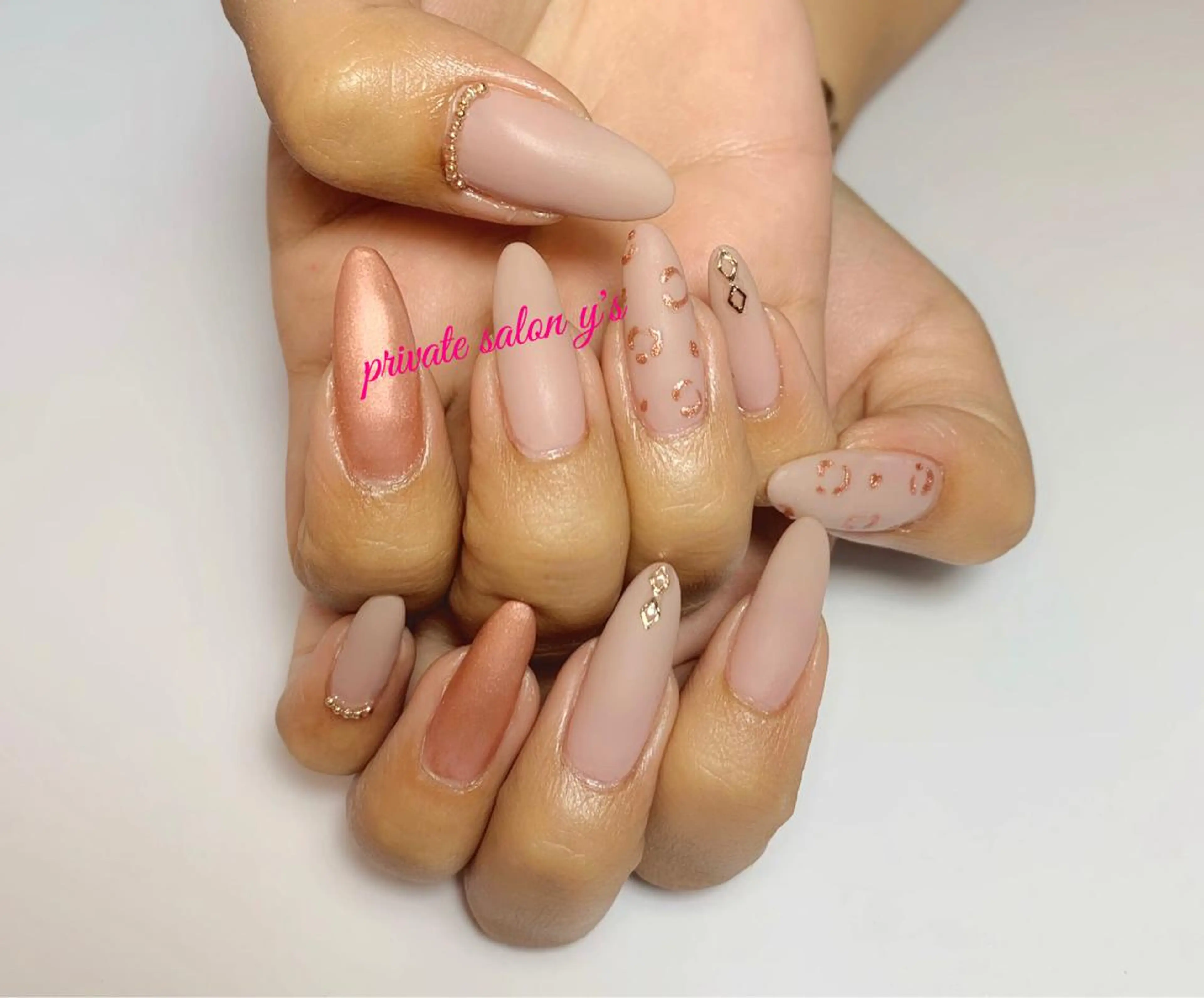 ネイル ハンドネイル y' sのネイルデザイン