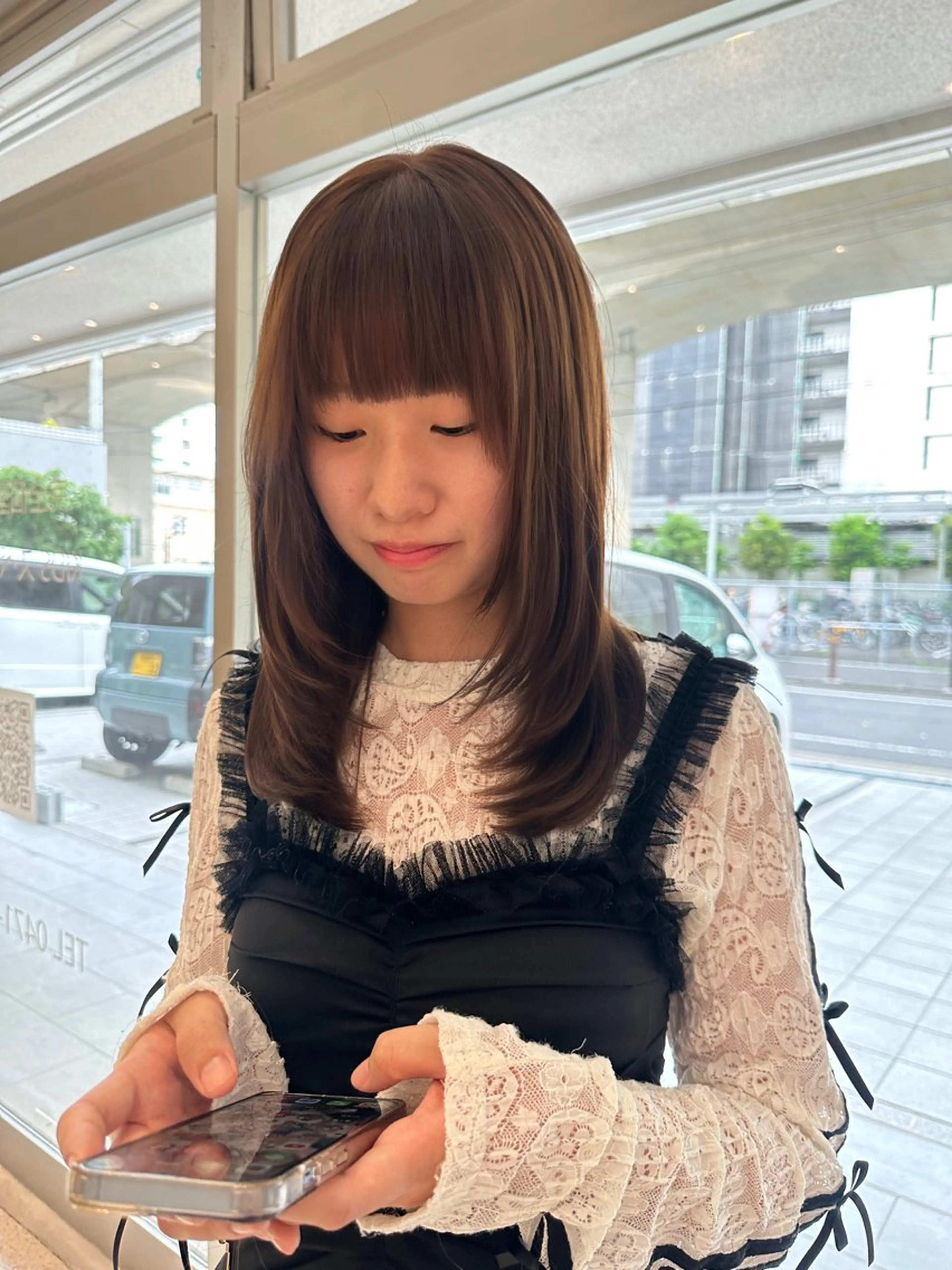 セミロング 顔まわりレイヤー 顔周りカット レイヤーカット 小顔カット カット ヘアカラー トリートメント 🫧ブリーチなし透明 感カラー🫧沼尻彩花のヘアスタイル