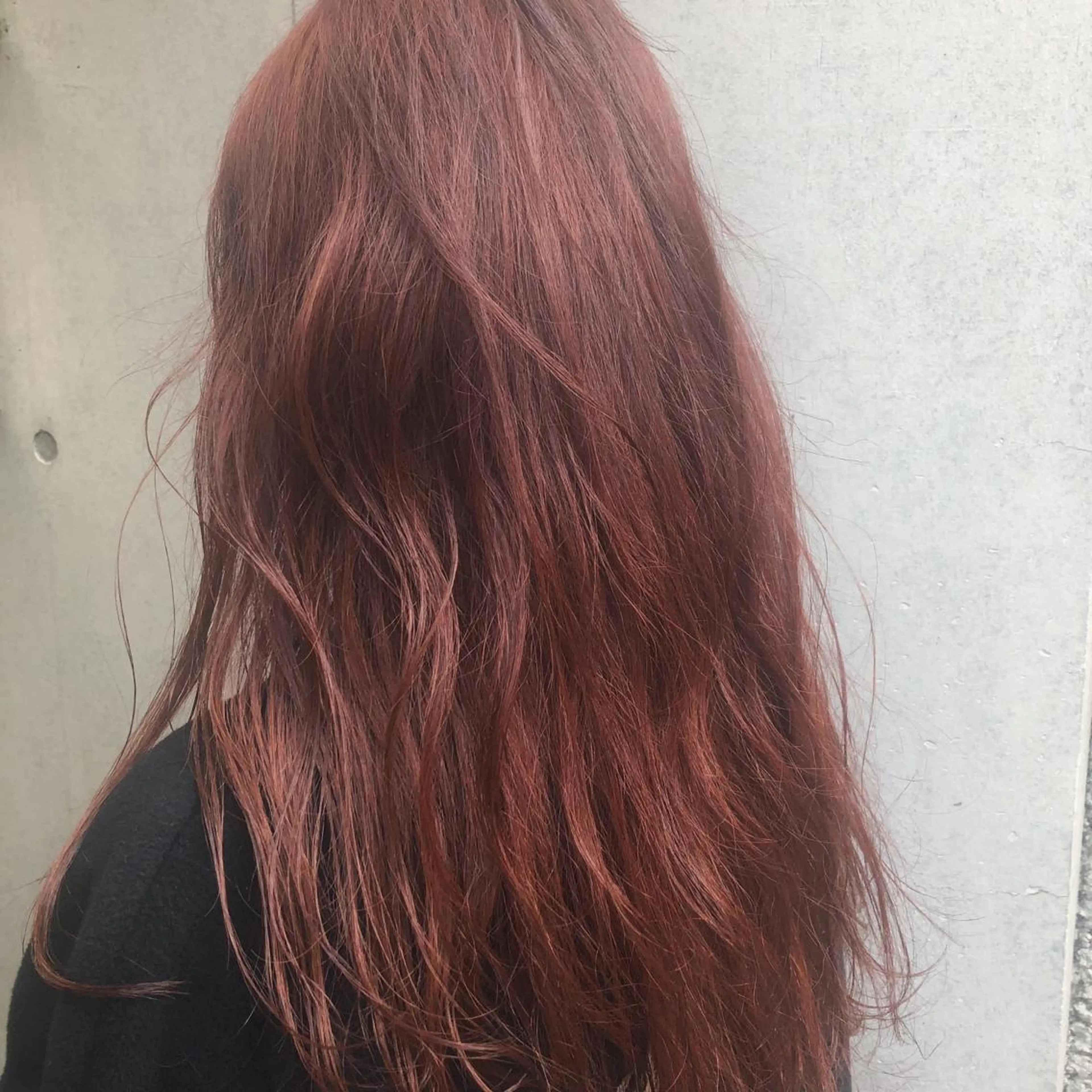 セミロング カラー ブリーチ ヘアカラー トリートメント やまもと さえのヘアスタイル