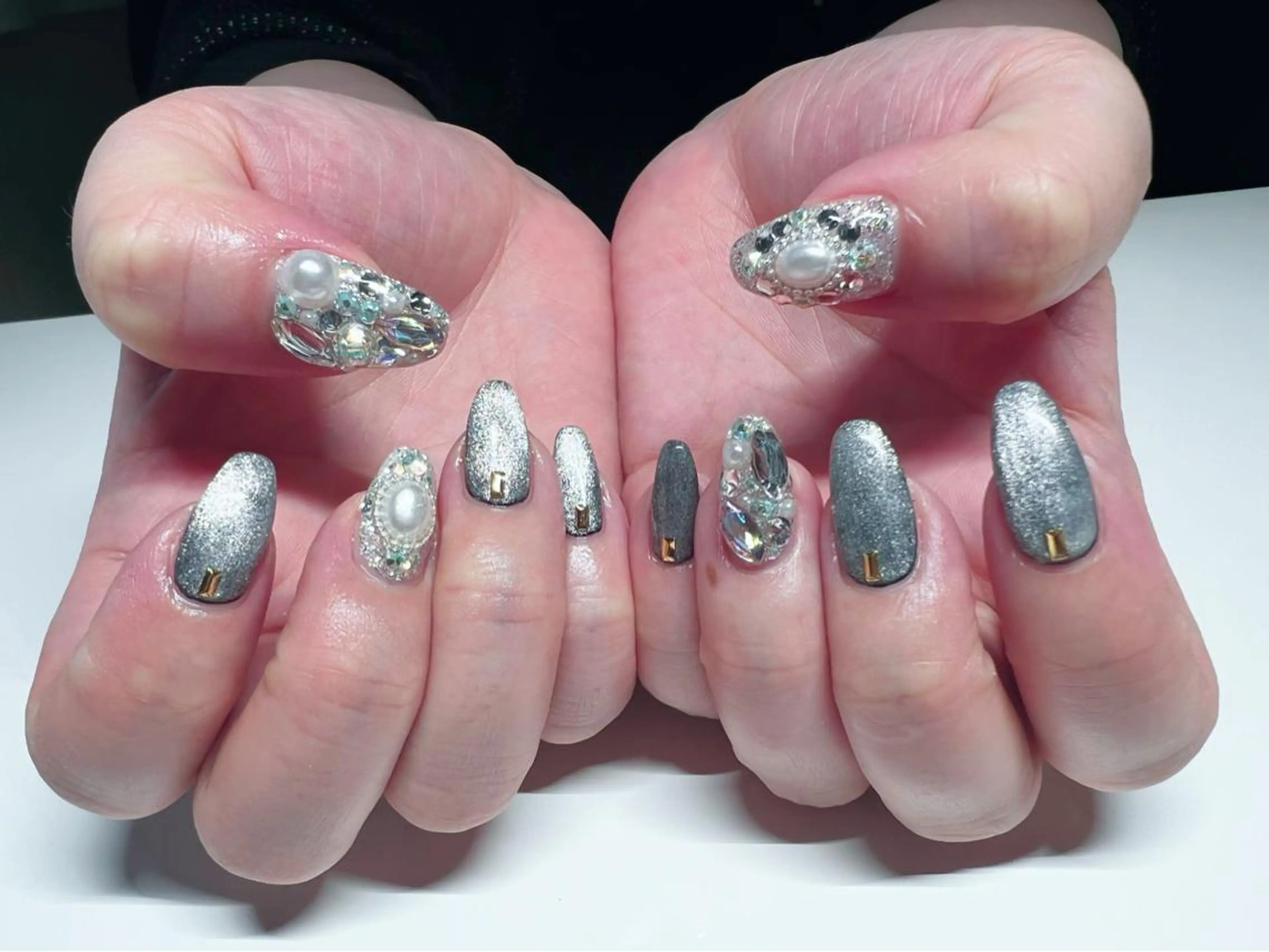 ネイル ハンドネイル IRAS所属・IRAS..nail ＥＲＩＫＡのネイルデザイン