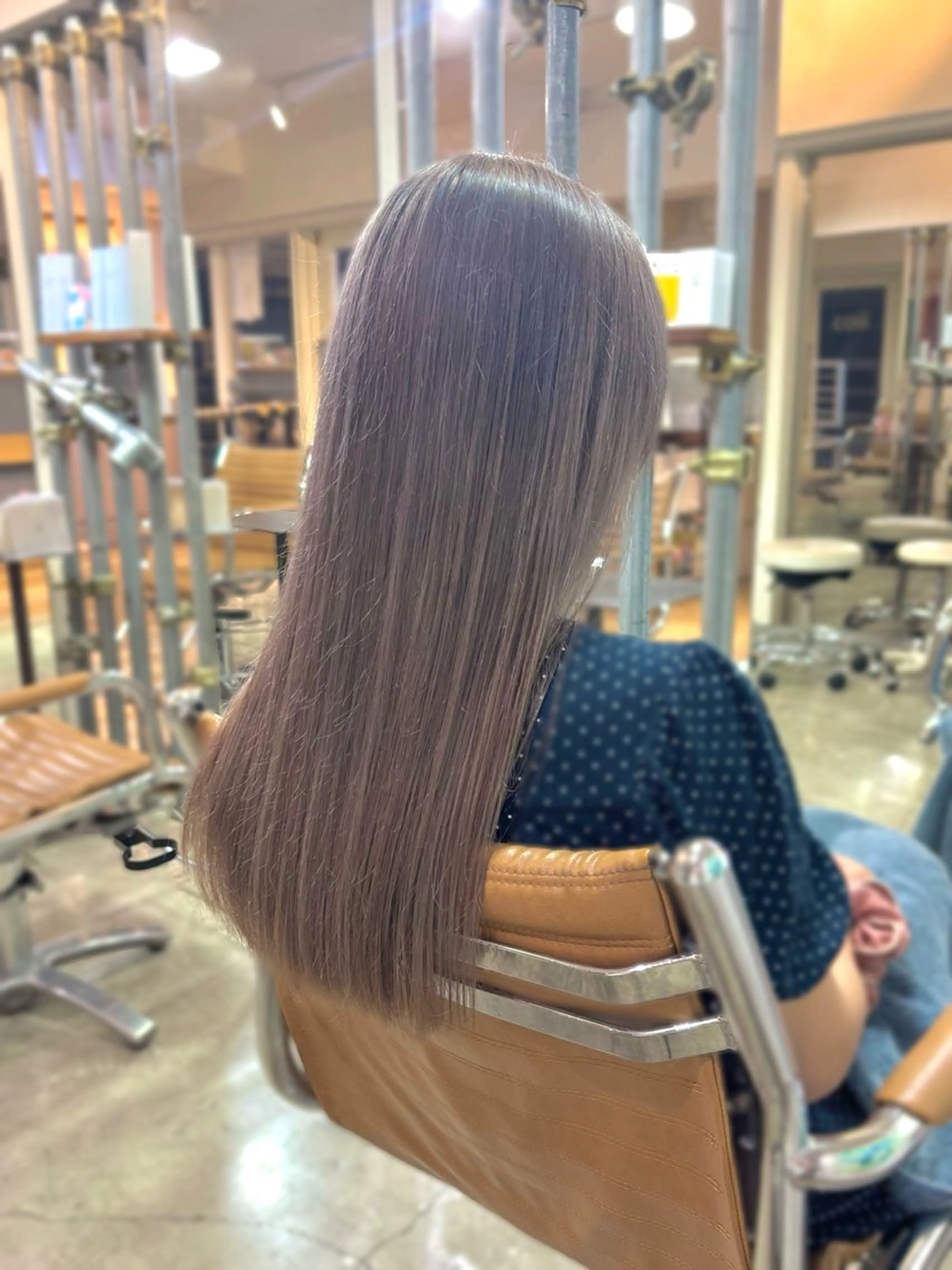 セミロング カット ヘアカラー トリートメント 髪質改善ストレート/ coiiはしもとはなのヘアスタイル