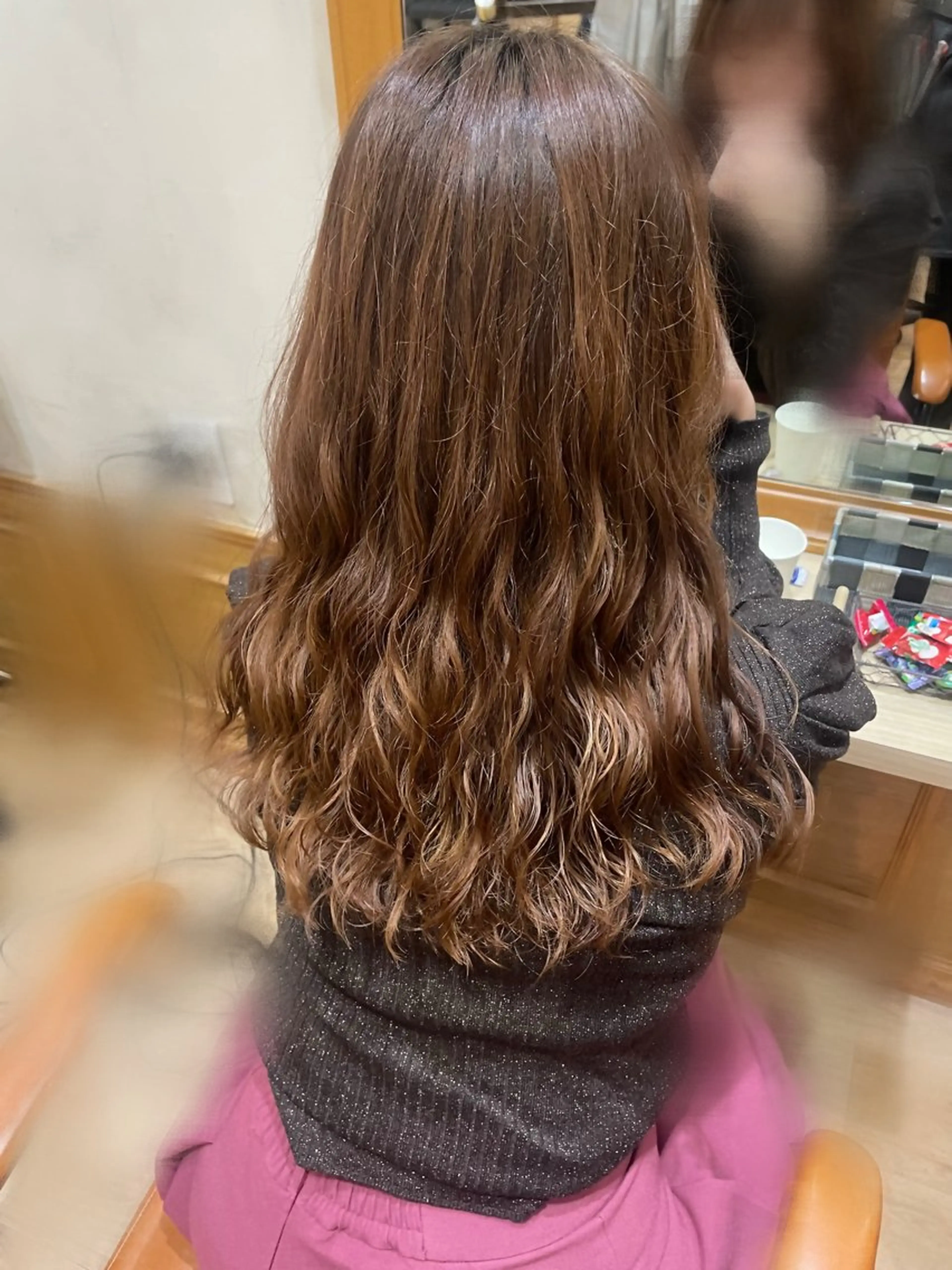 セミロング セミロングパーマ Agu hair ferdi 千歳烏山店所属・⚡️カネコ マサフミ⚡️のヘアスタイル