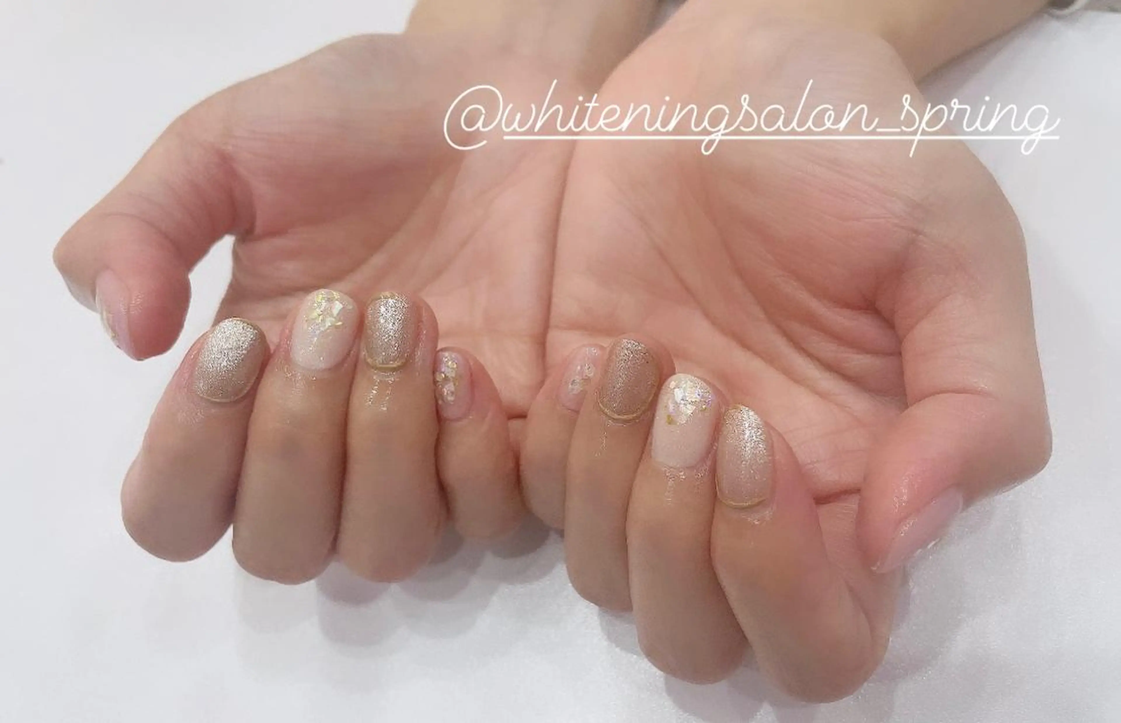 ネイル ニュアンスネイル 春ネイル Nakao Hitomiのネイルデザイン