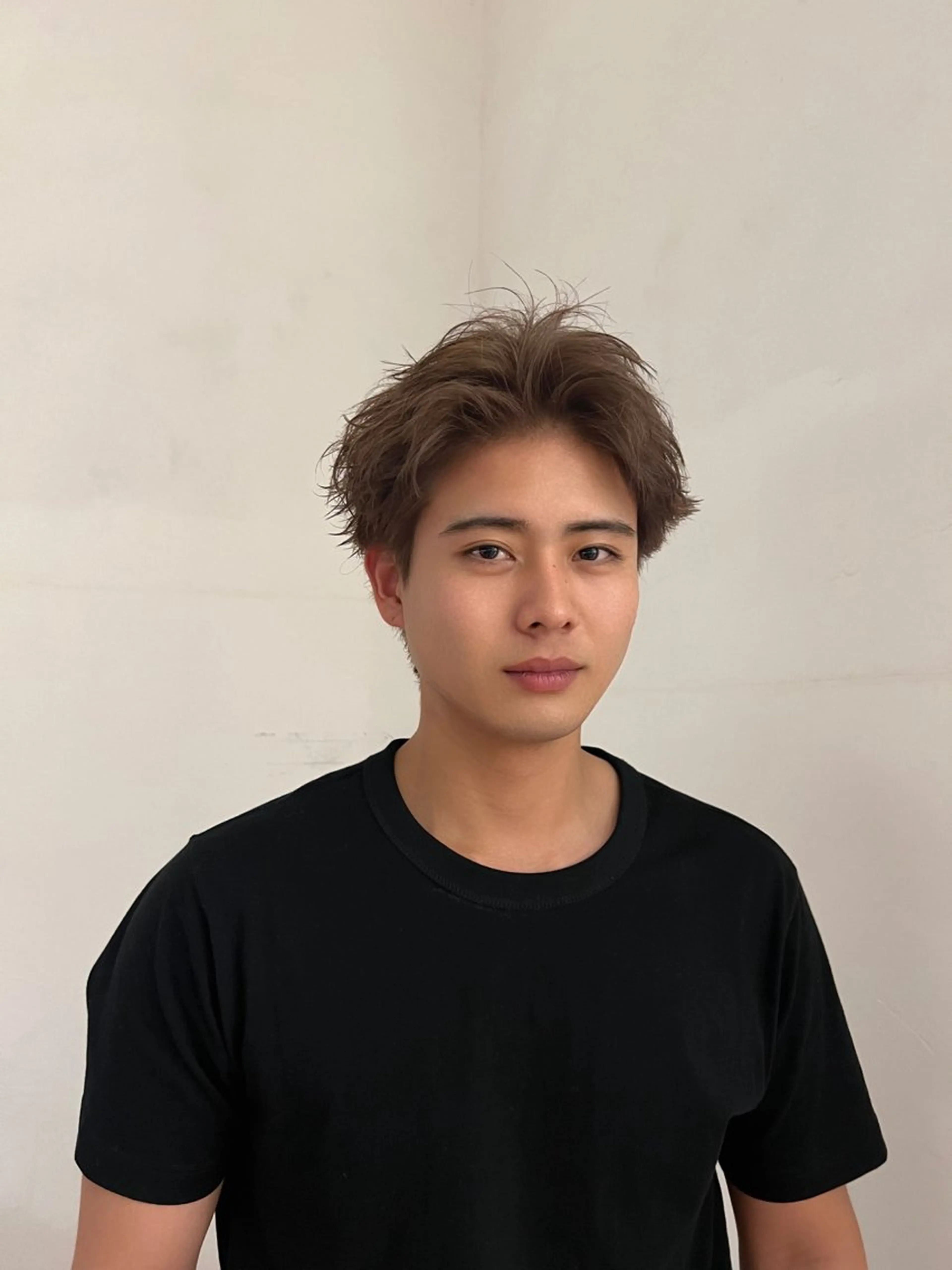 ミディアム カラー ヘアカラー トリートメント Henrietta  自由が丘所属・ベージュ/ブリーチ無 し/透明感/石井佑季のヘアスタイル