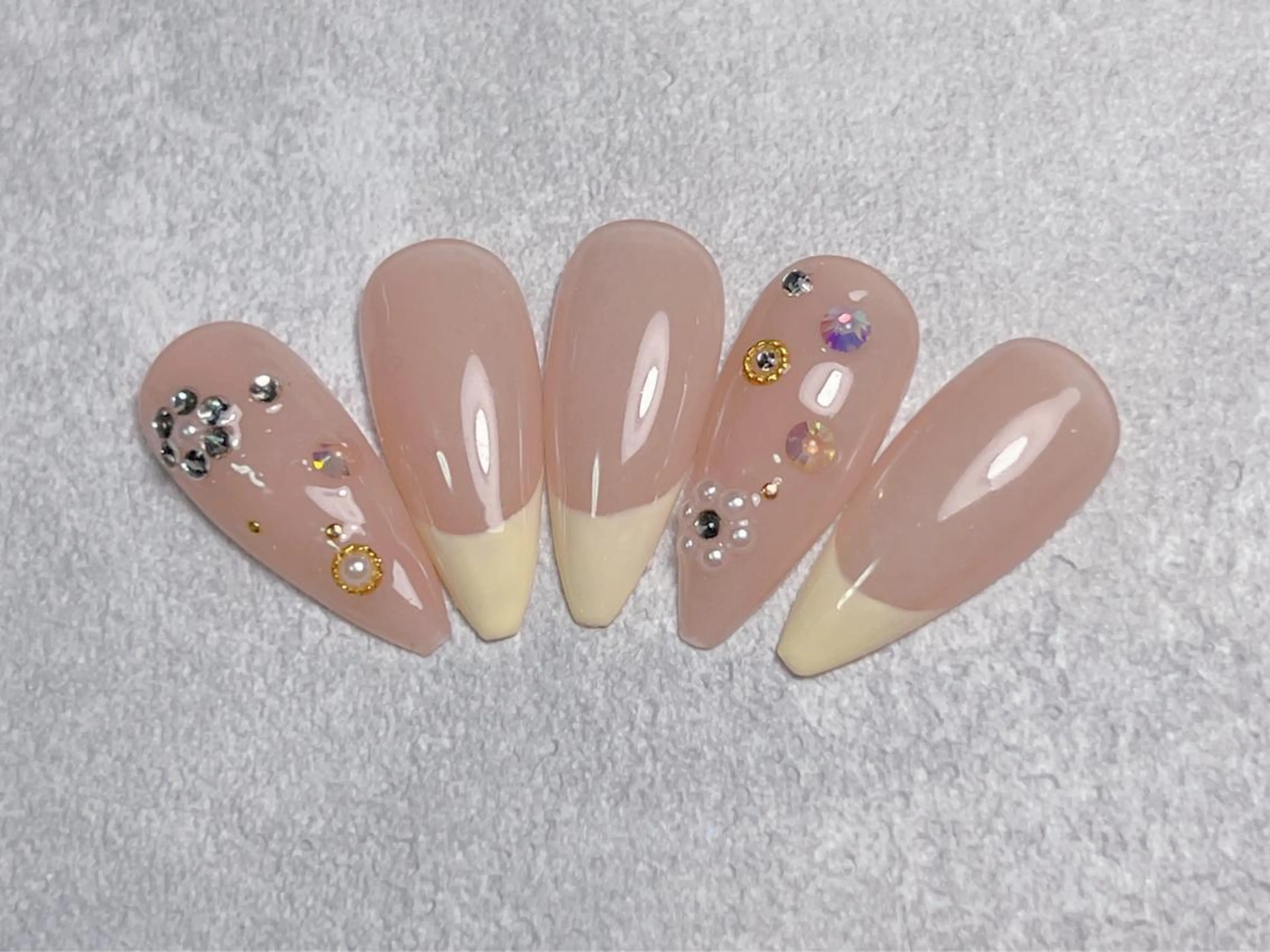 ネイル ハンドネイル lucky nail 歌舞伎町のネイルデザイン