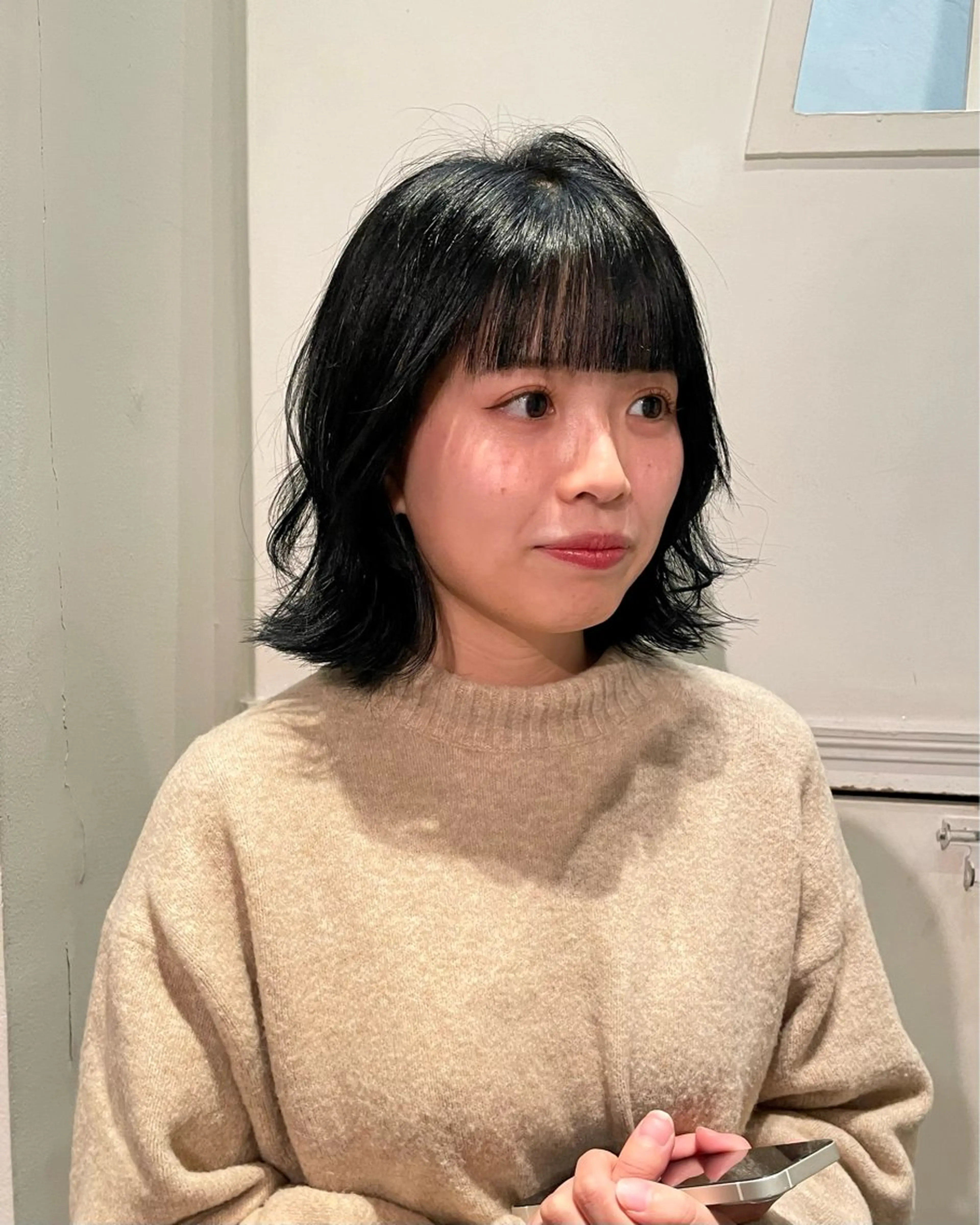 ミディアム カラー カット ヘアカラー トリートメント 向坂 亜美のヘアスタイル
