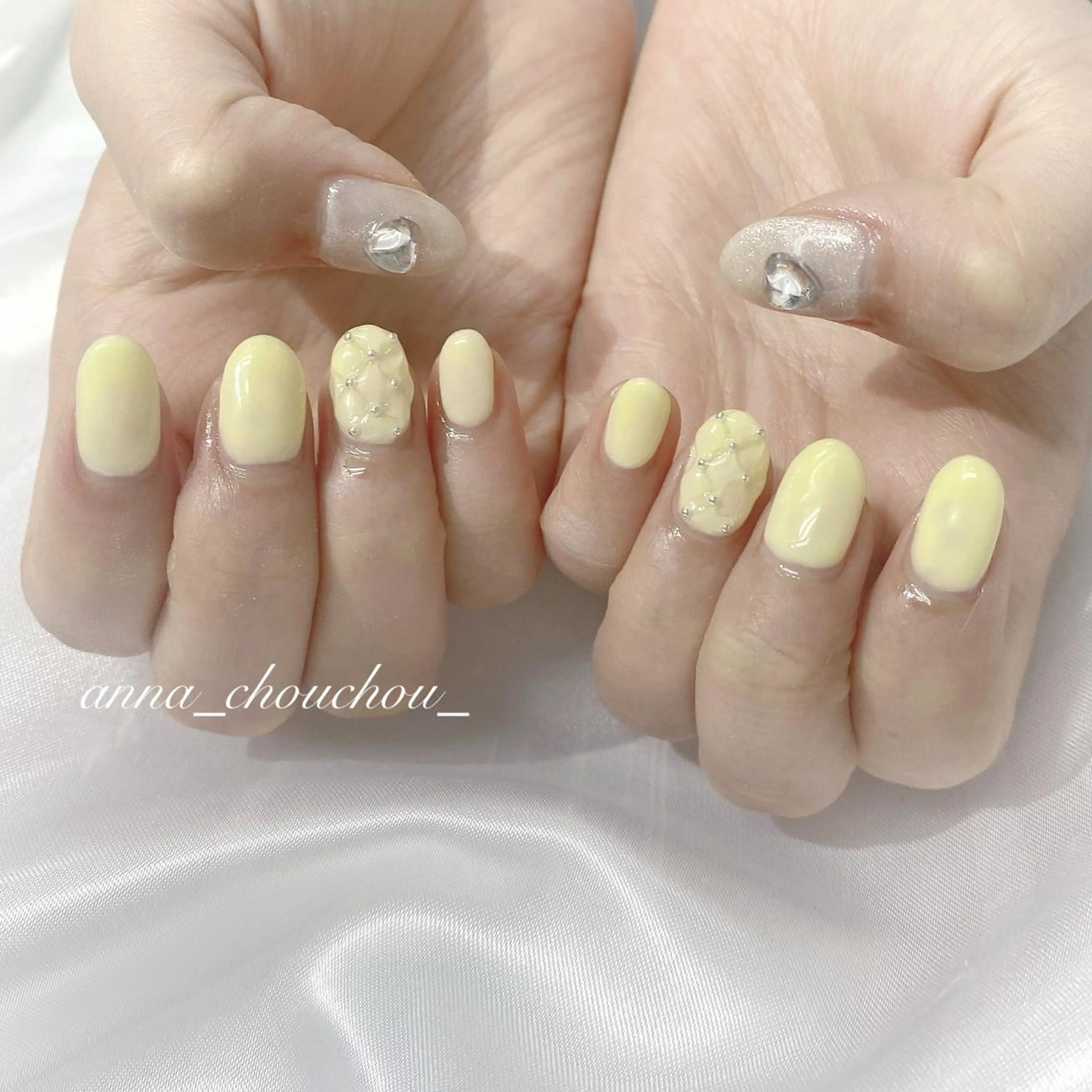 ネイル パステルネイル 黄色 Anna Sano⭐️のネイルデザイン