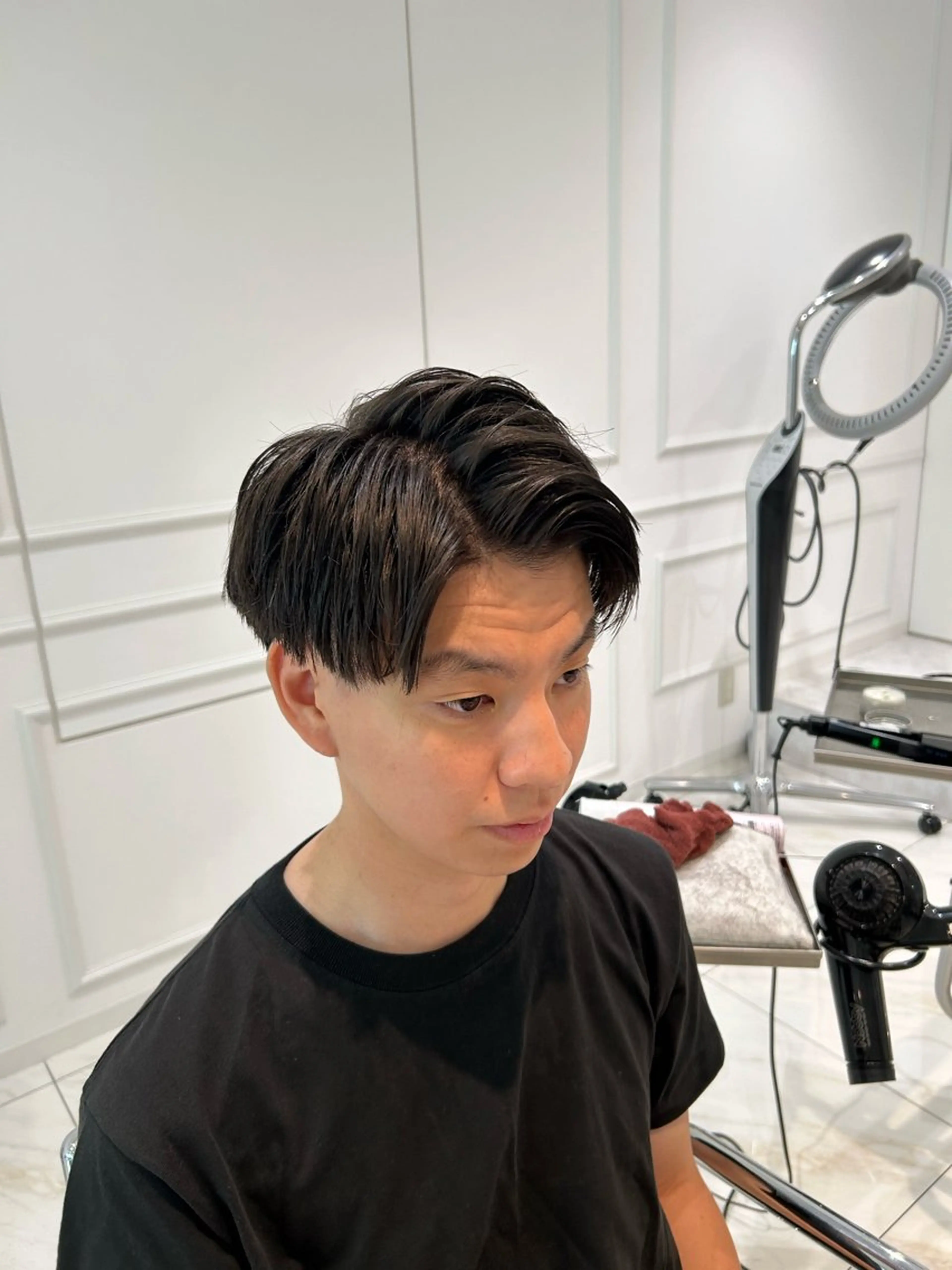 ショート メンズ 透明感カラーの人🍧 平松秀門のヘアスタイル