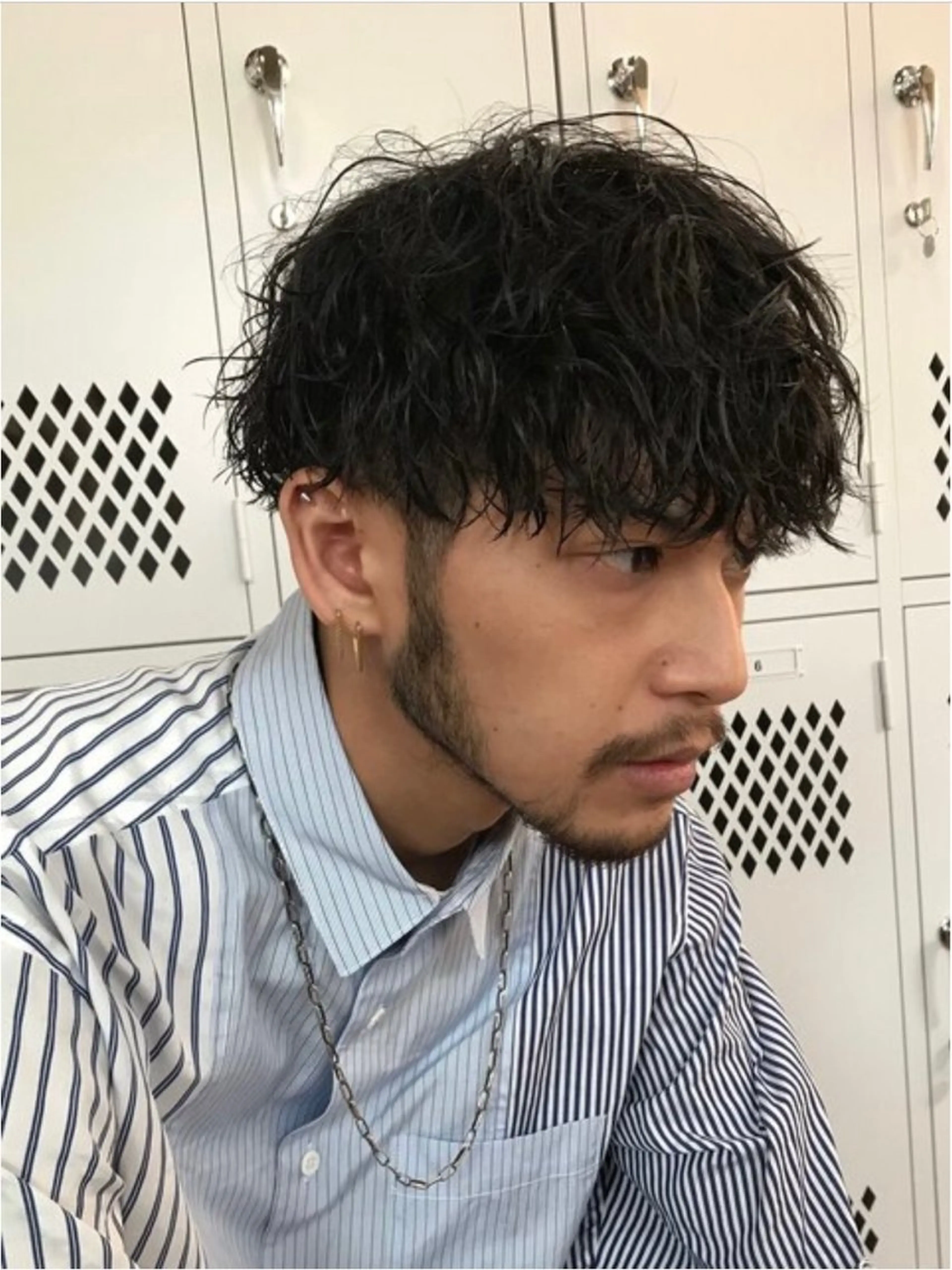 パーマ メンズ メンズブリーチ センターパート マッシュ メンズパーマ プードルパーマ ショートヘア原宿 fifth コシのヘアスタイル