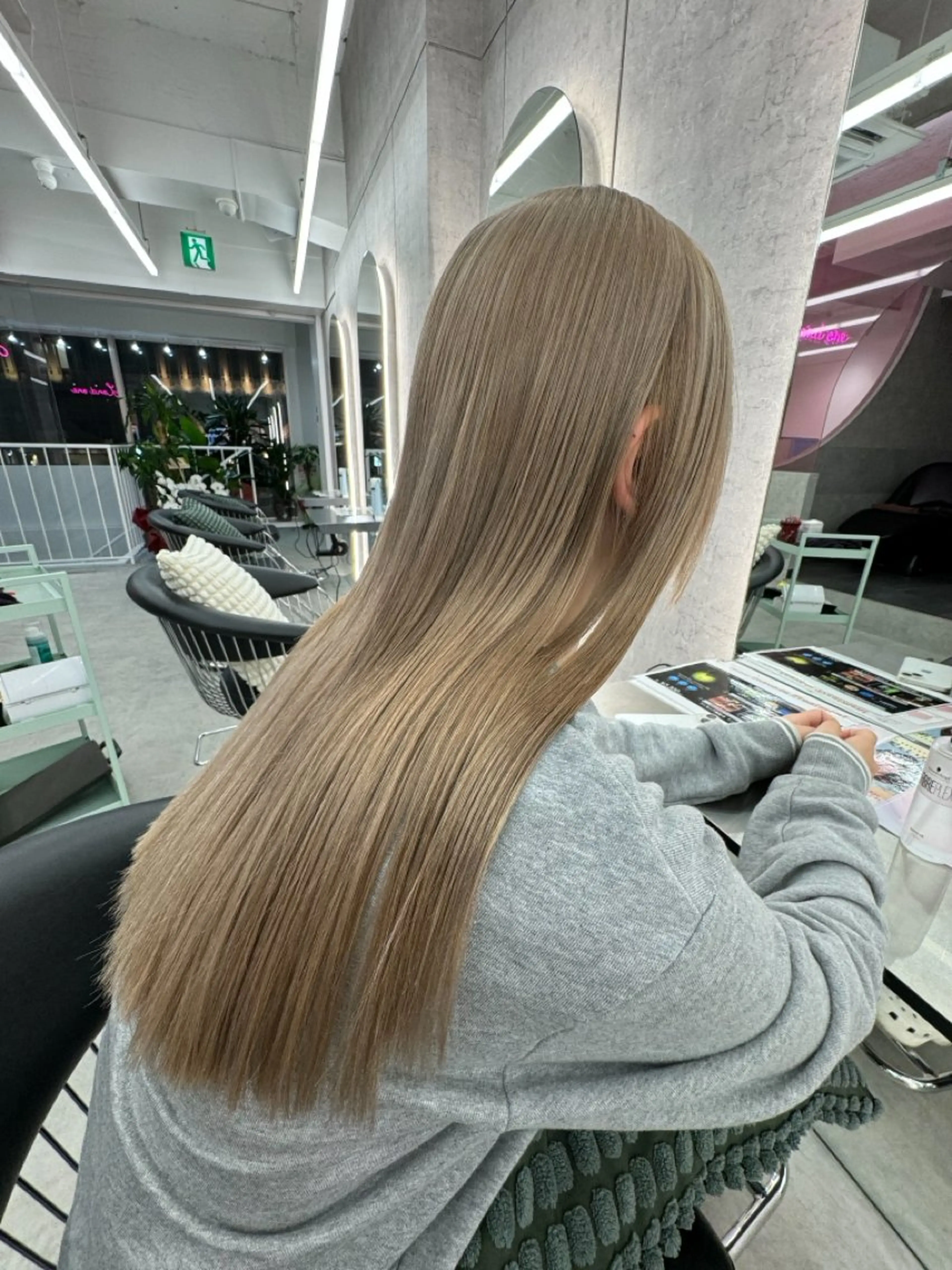 ロング 髪質改善 山口蒼太のヘアスタイル
