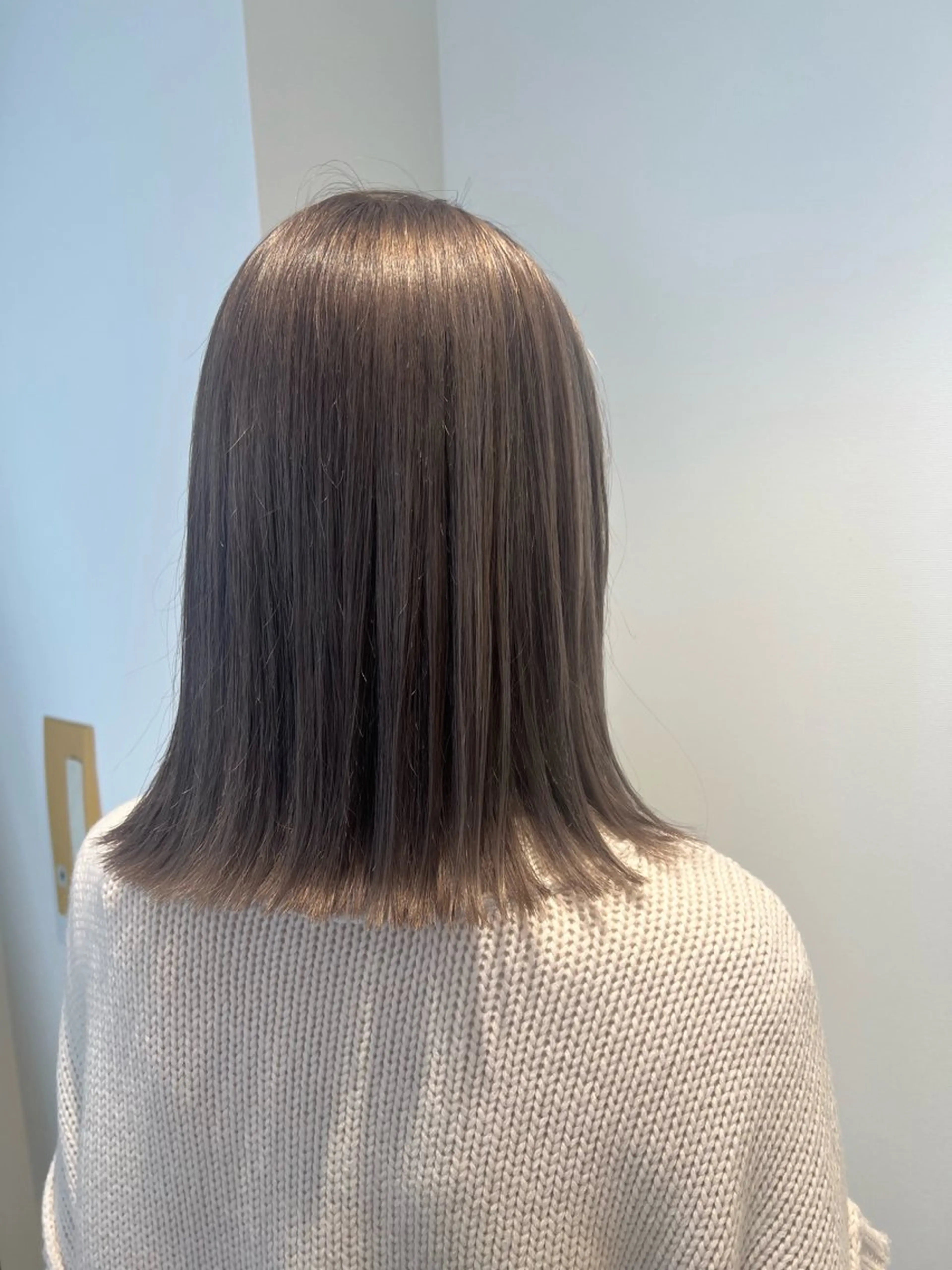 セミロング カラー ブリーチ 美髪矯正/髪質改善/ 艶髪🤍伊藤梨紗のヘアスタイル