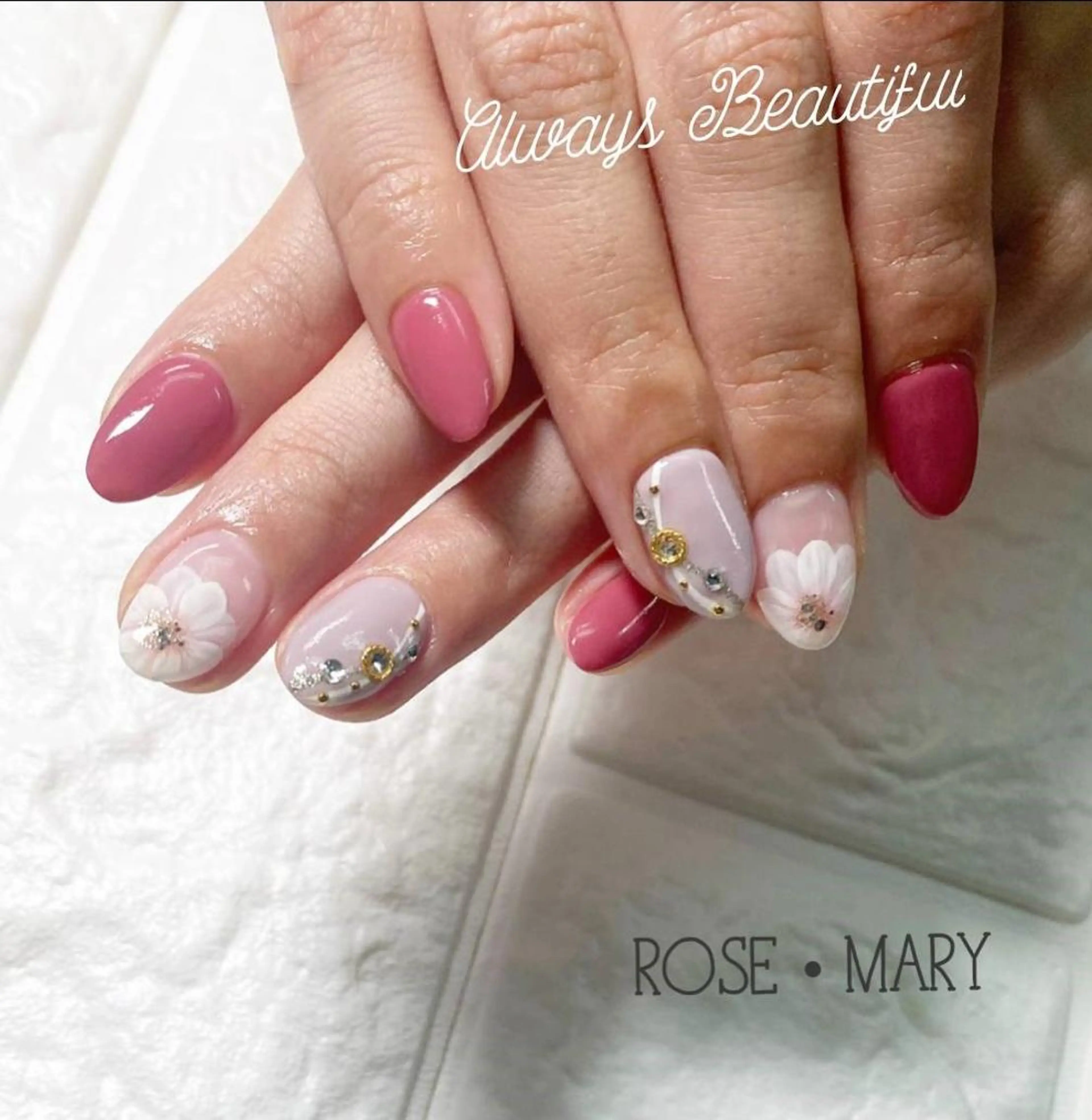 ネイル ハンドネイル ROSE・ MARY 鈴木のネイルデザイン